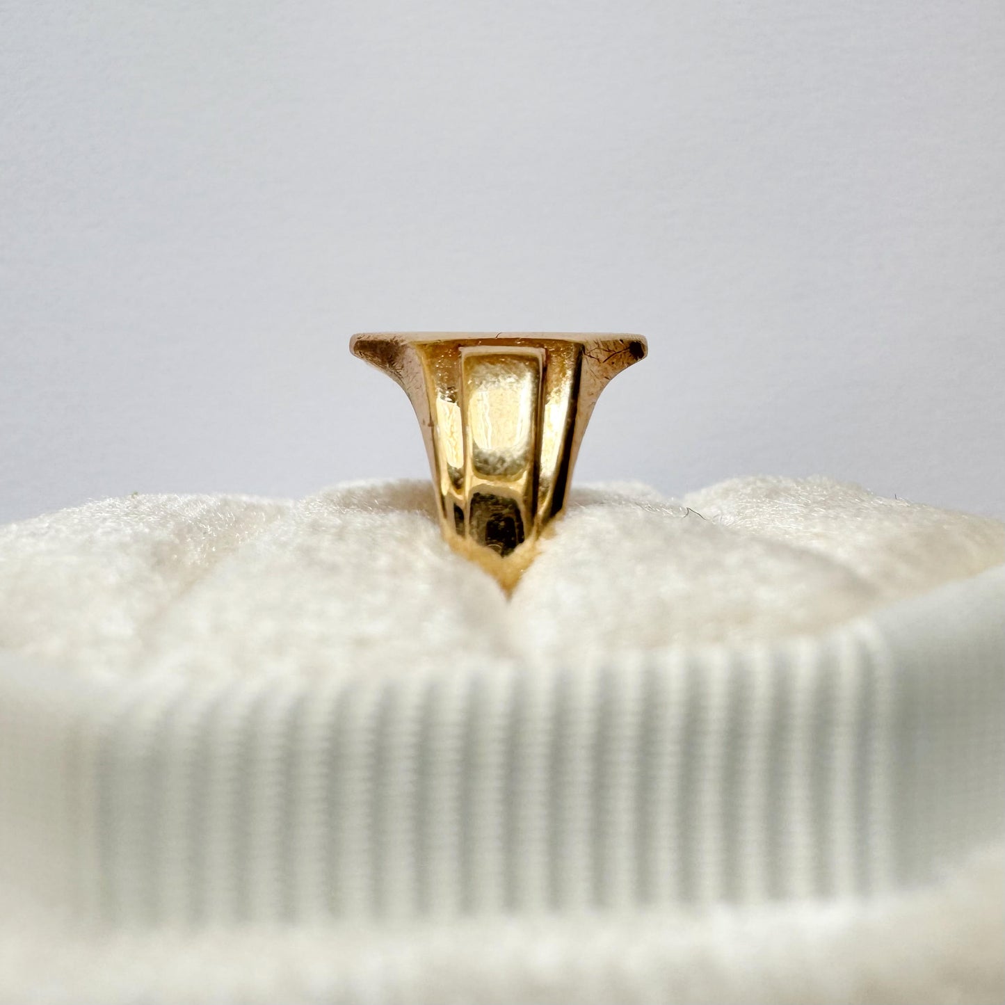 9ct Vintage Sunburst signet ring