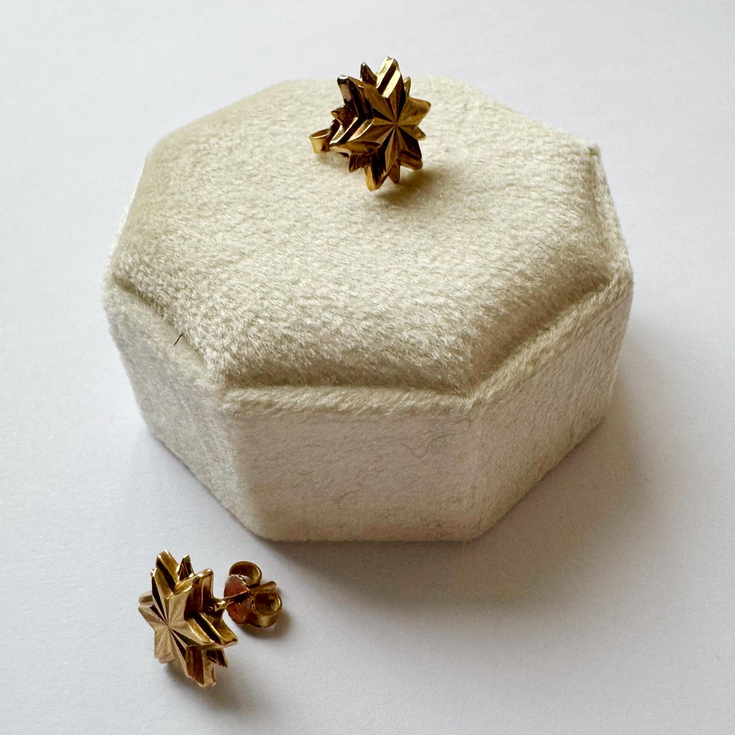 9ct Vintage dream star studs