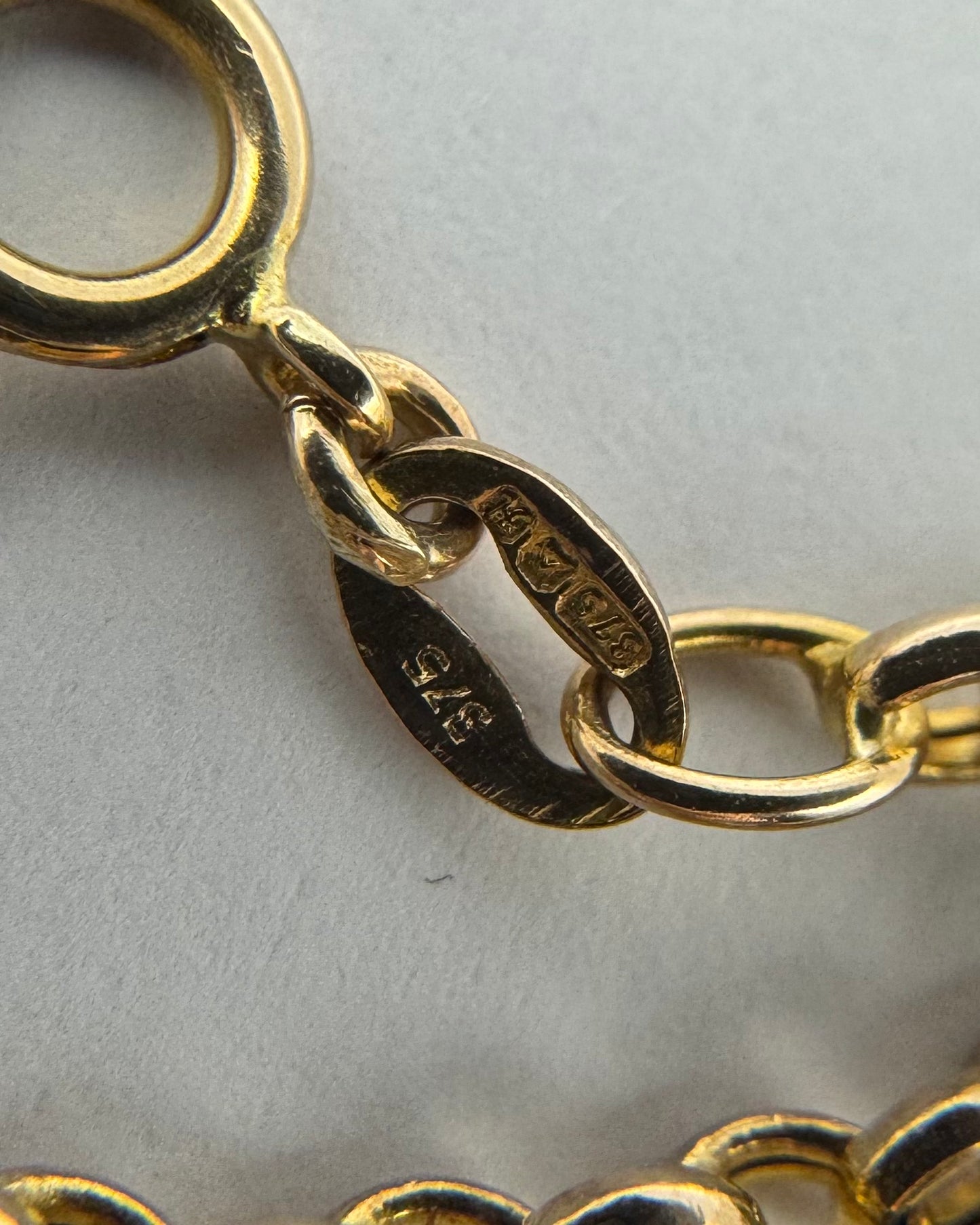 9ct Vintage hollow belcher chain