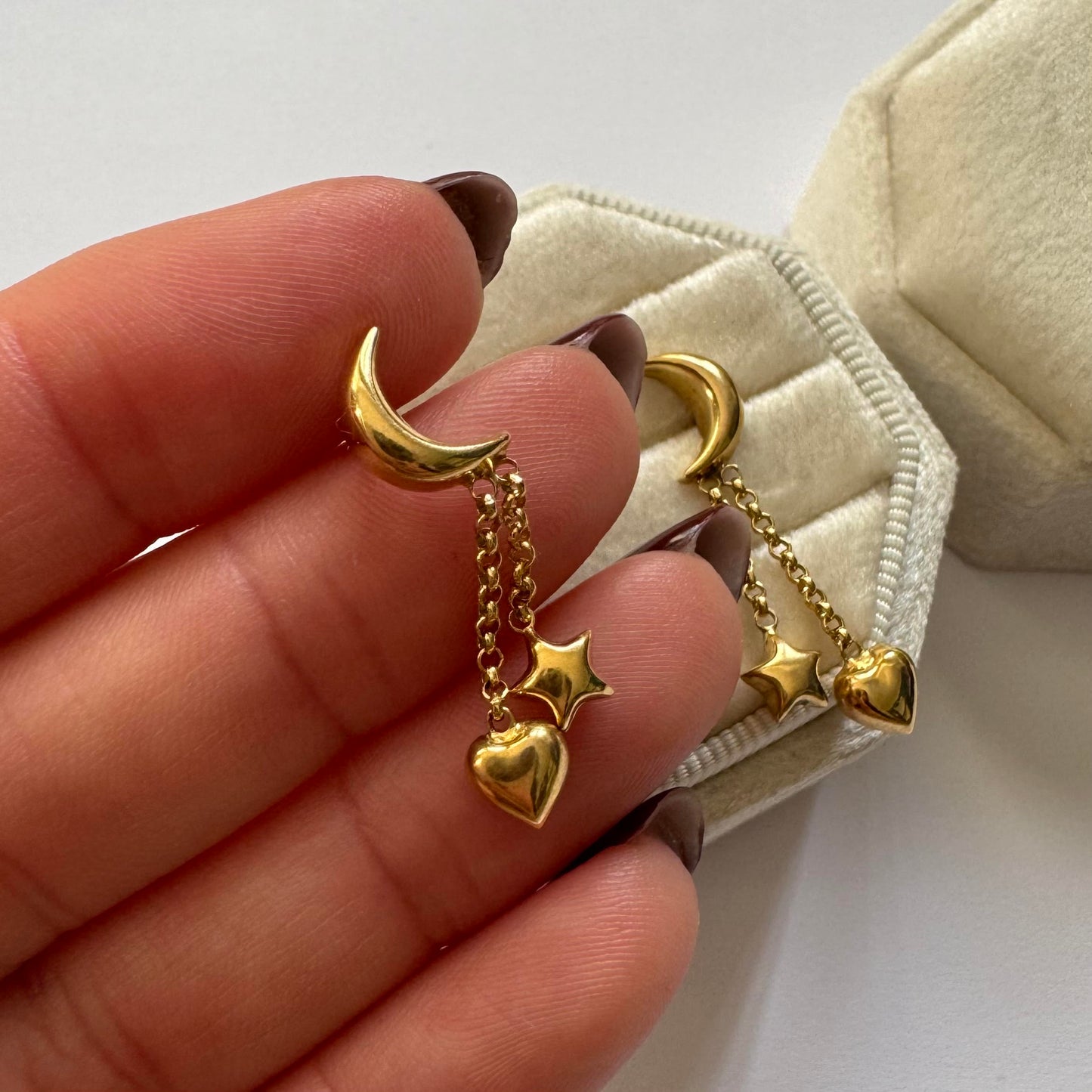 9ct Vintage moon & star love earrings