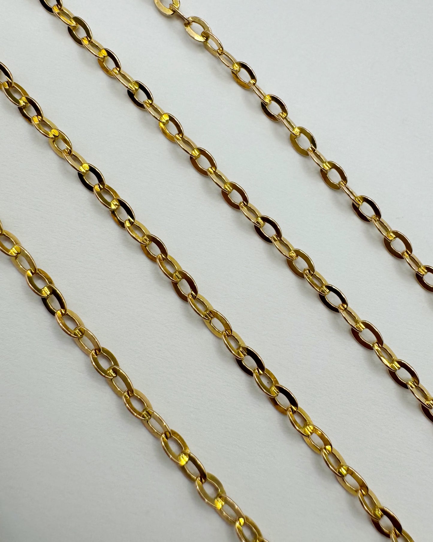 9ct Vintage flat link cable chain