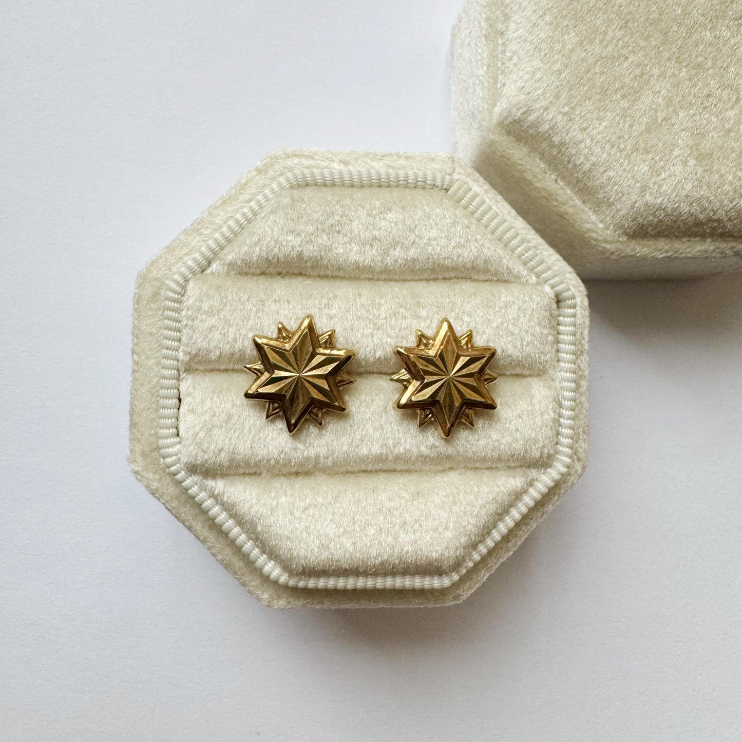 9ct Vintage dream star studs