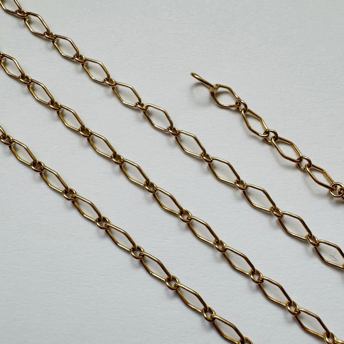 9ct Vintage marquise chain