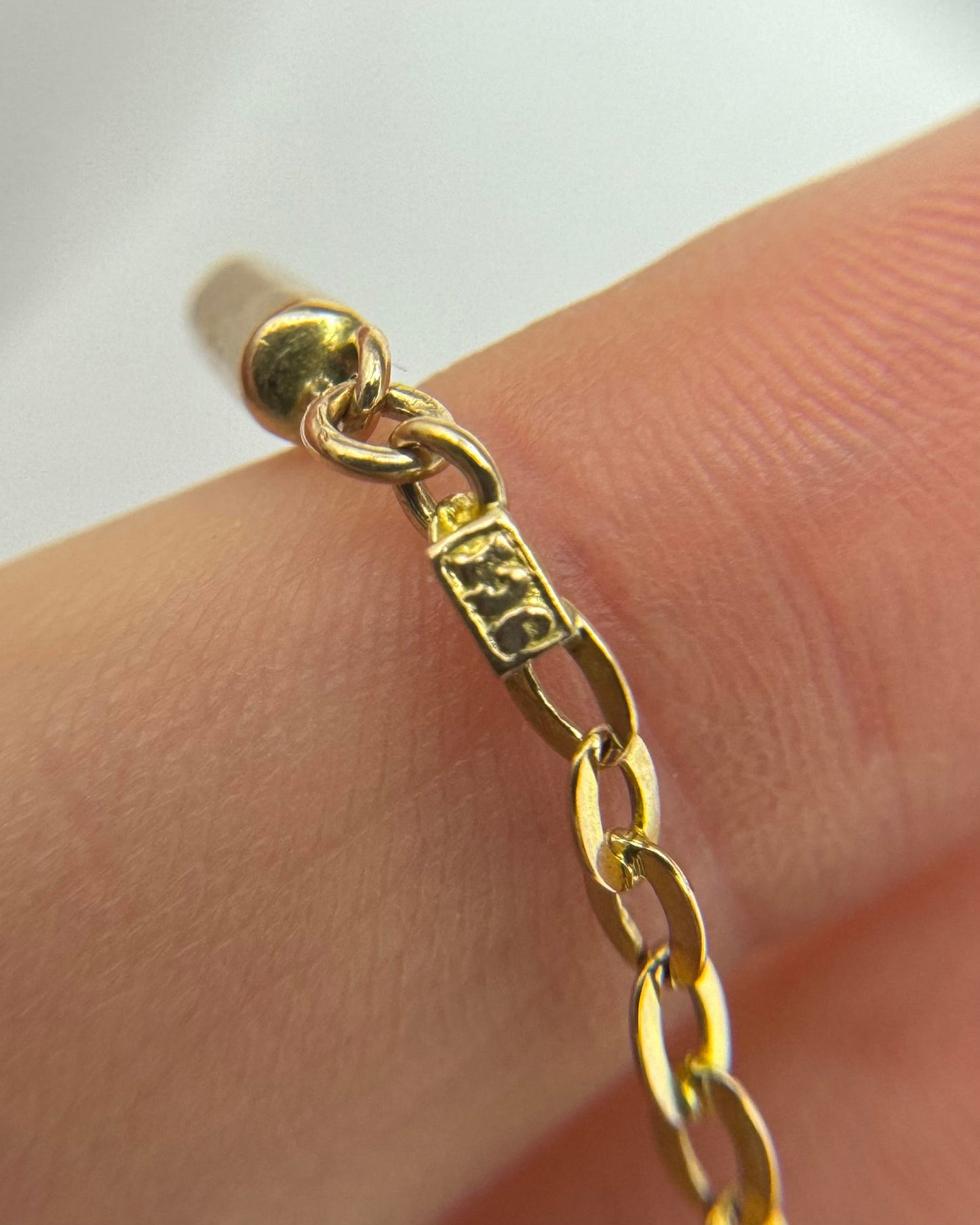 9ct Vintage flat link cable chain