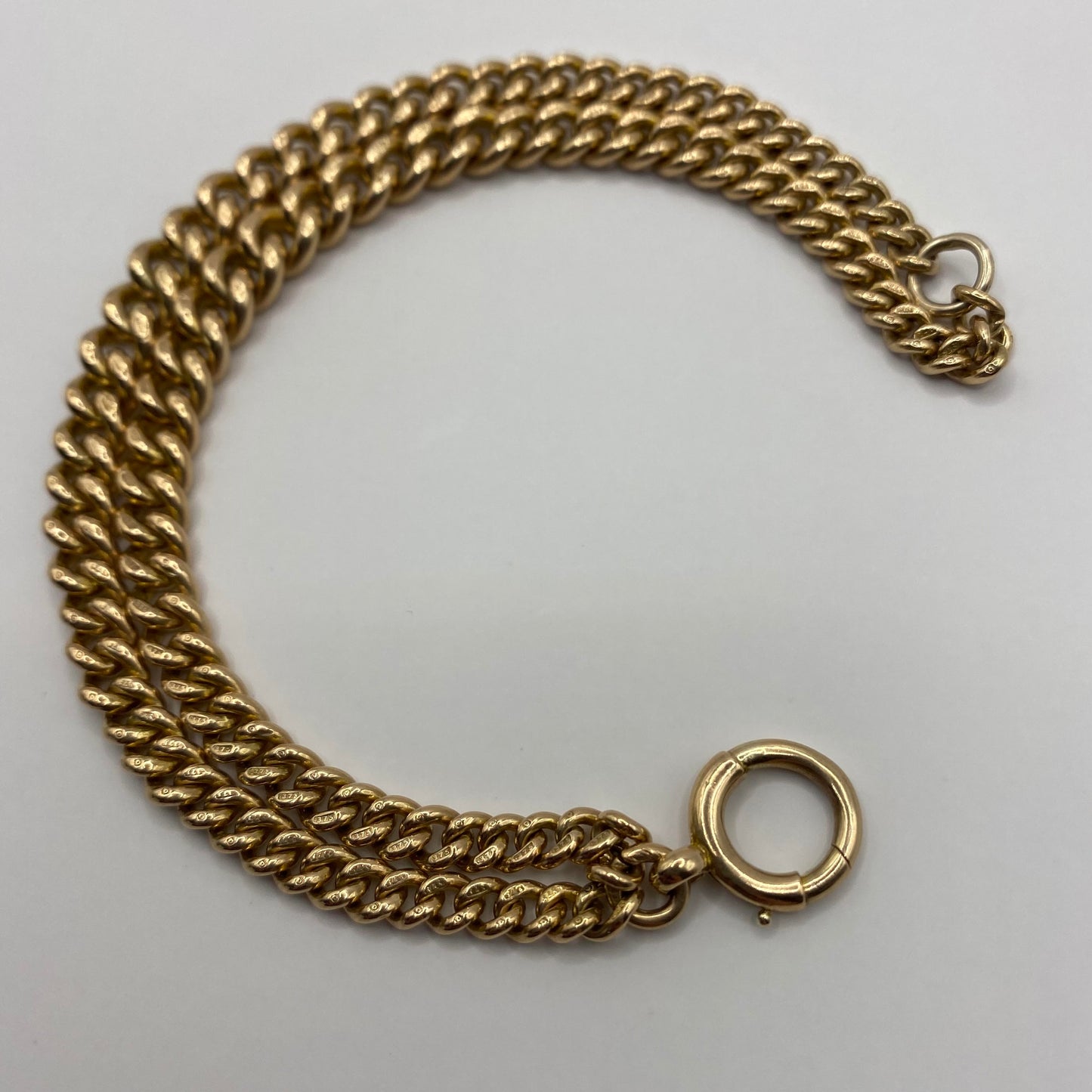 9ct Double curb bracelet with bolt clasp