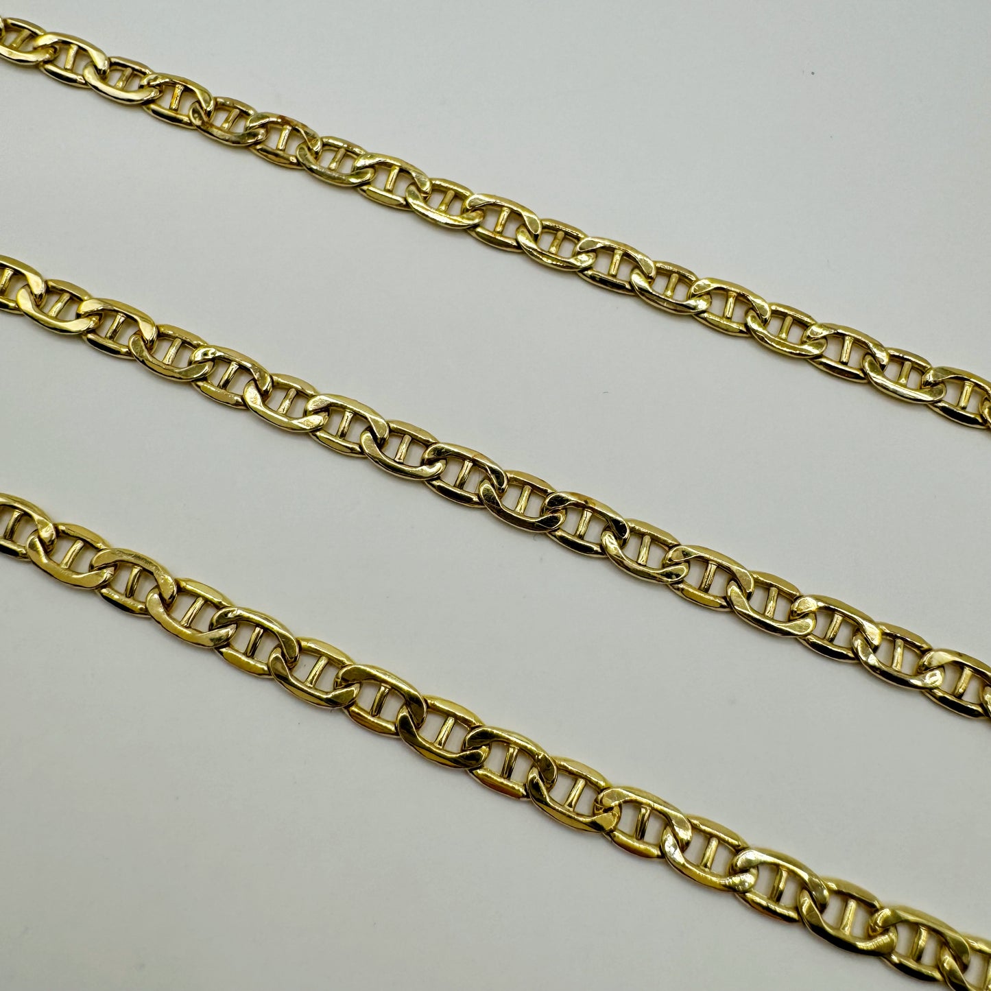 9ct Italian flat mariner link chain