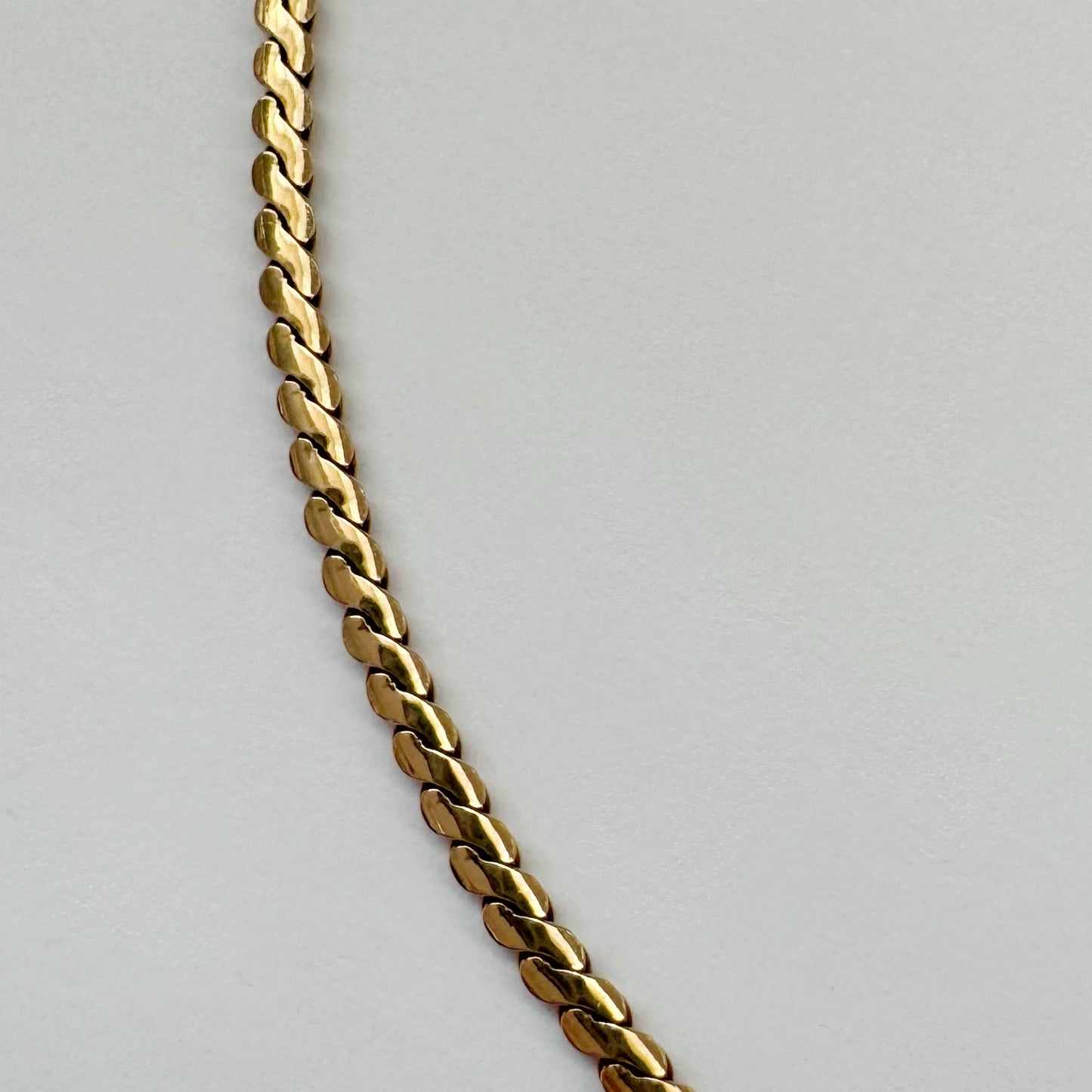 9ct Vintage double-row S Link chain