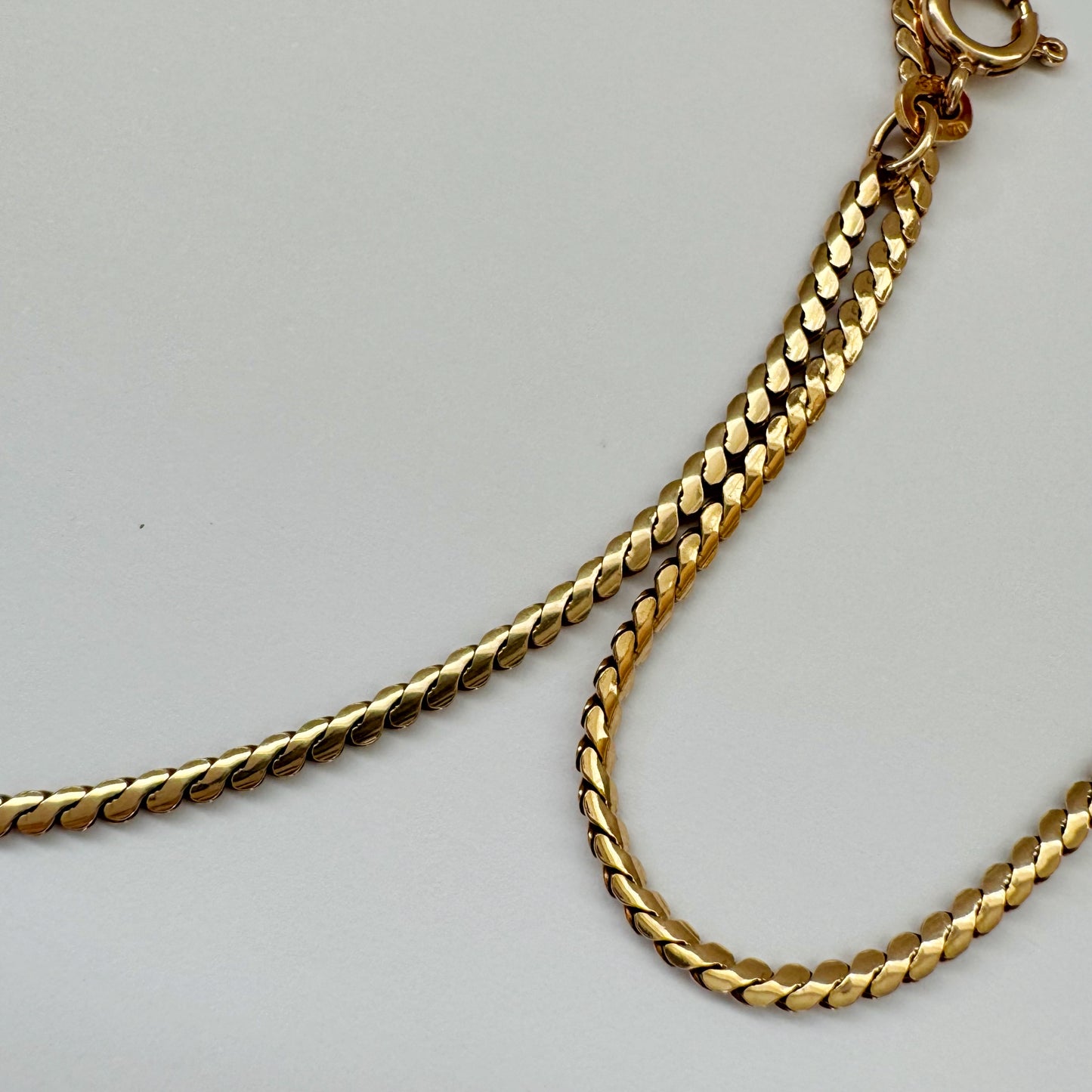 9ct Vintage double-row S Link chain