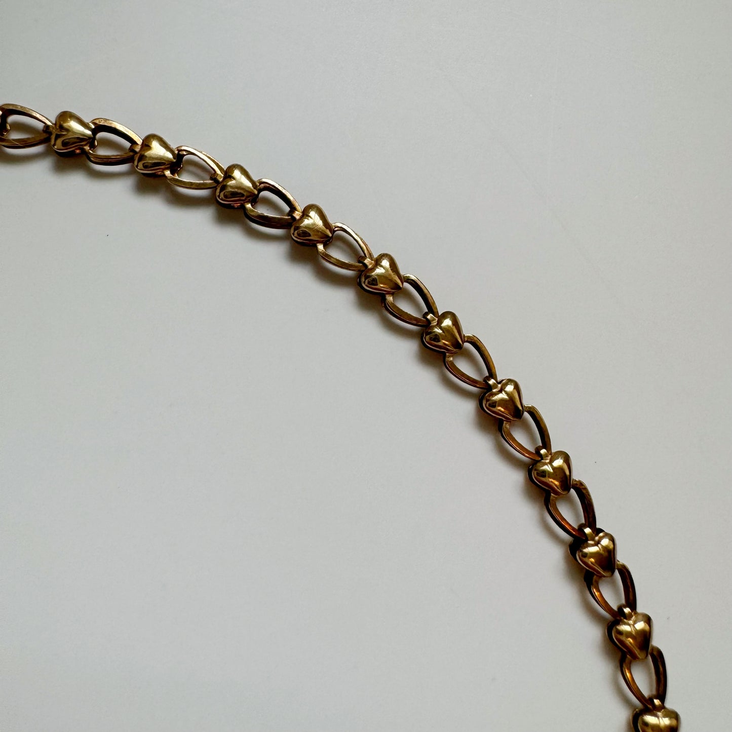 9ct Vintage heart link chain