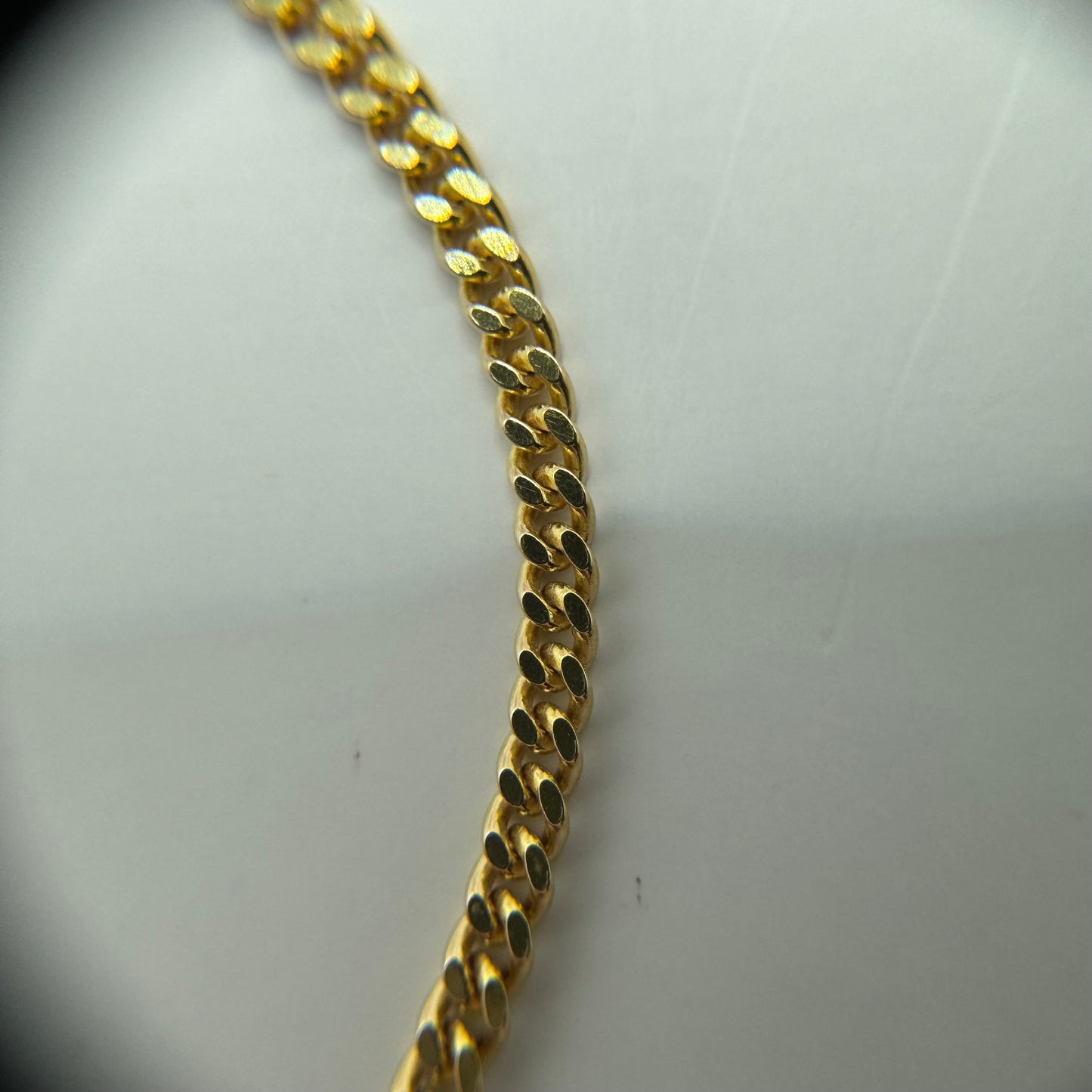 9ct Baby curb link chain