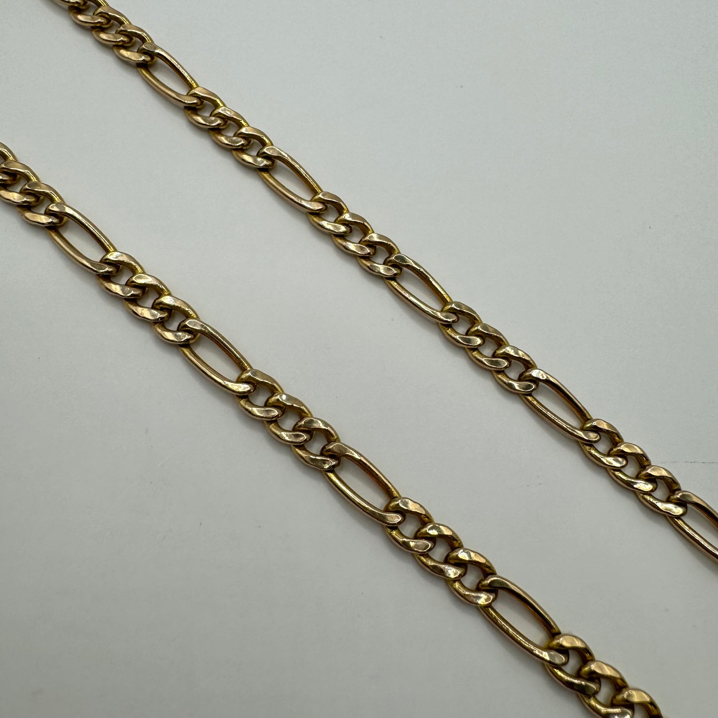 9ct Puffy hollow link figaro chain