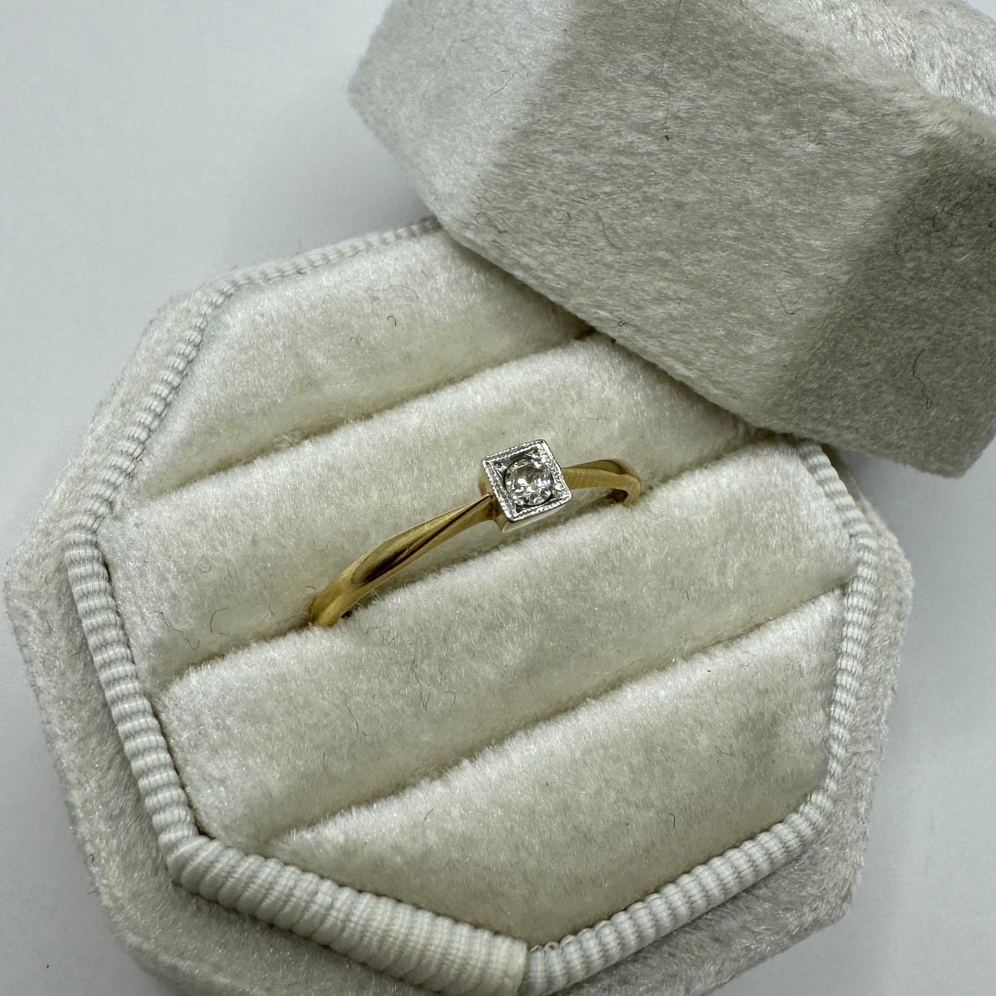 18ct Diamond & platinum square set ring