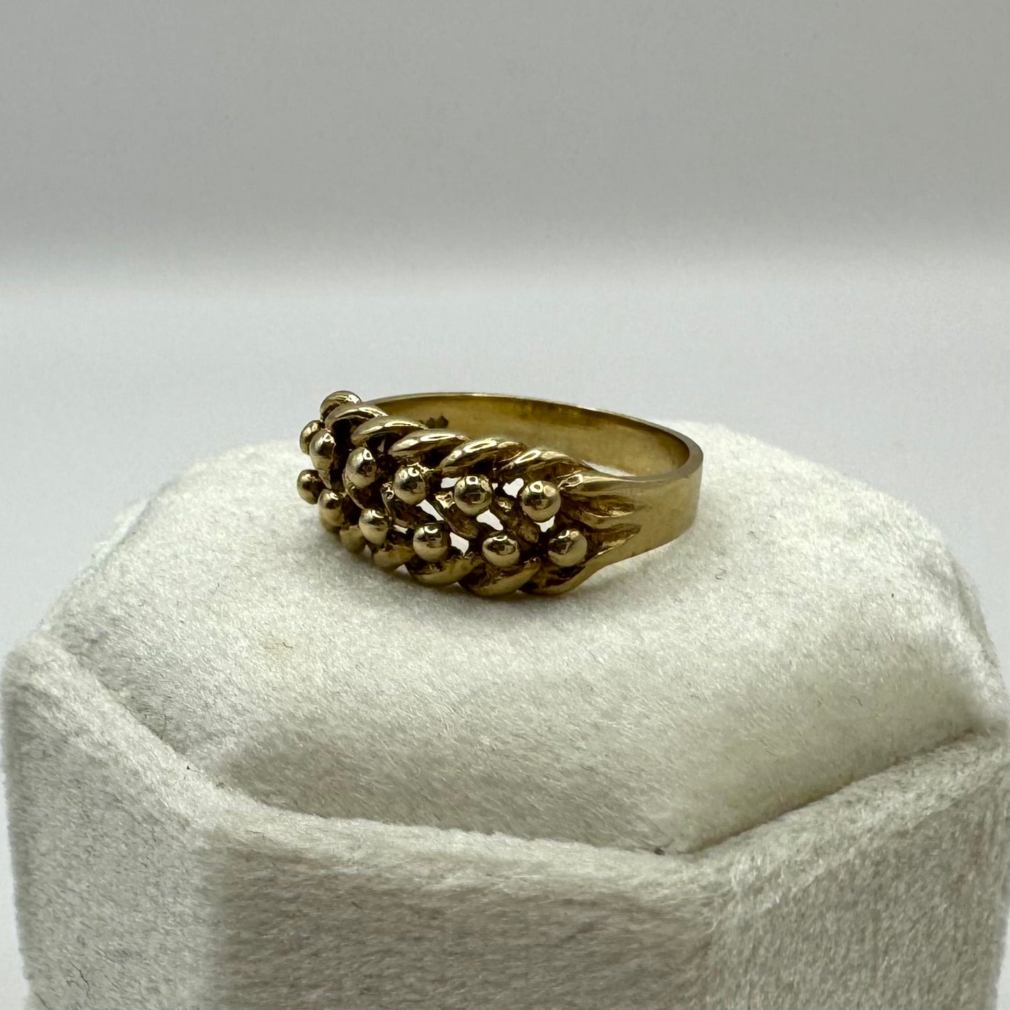 9ct Double row keeper knot ring