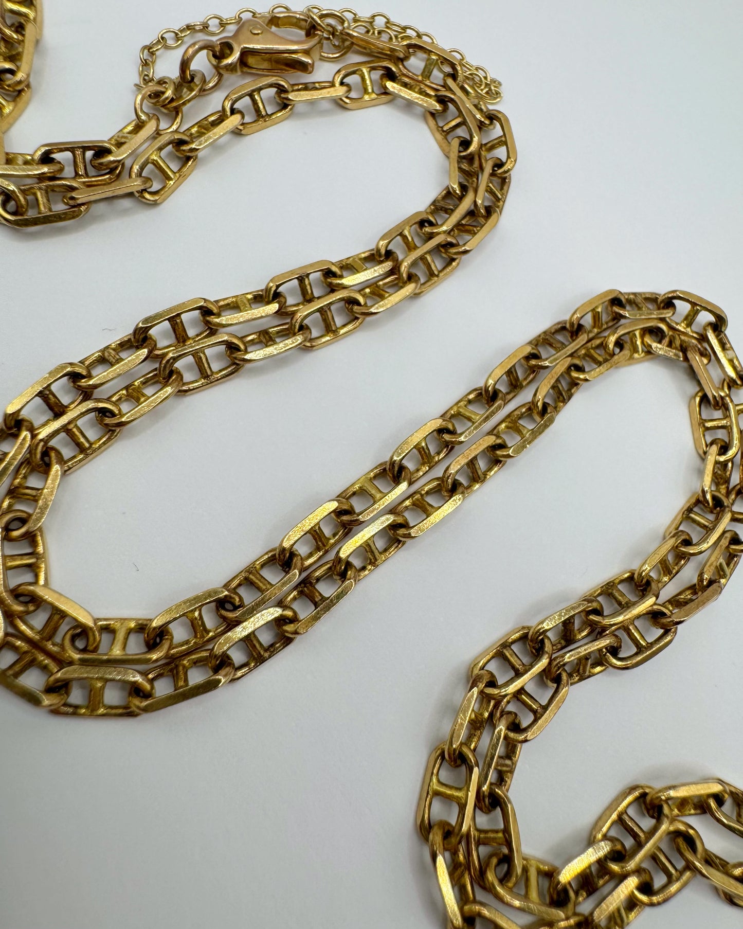 9ct Heavy vintage mariner chain