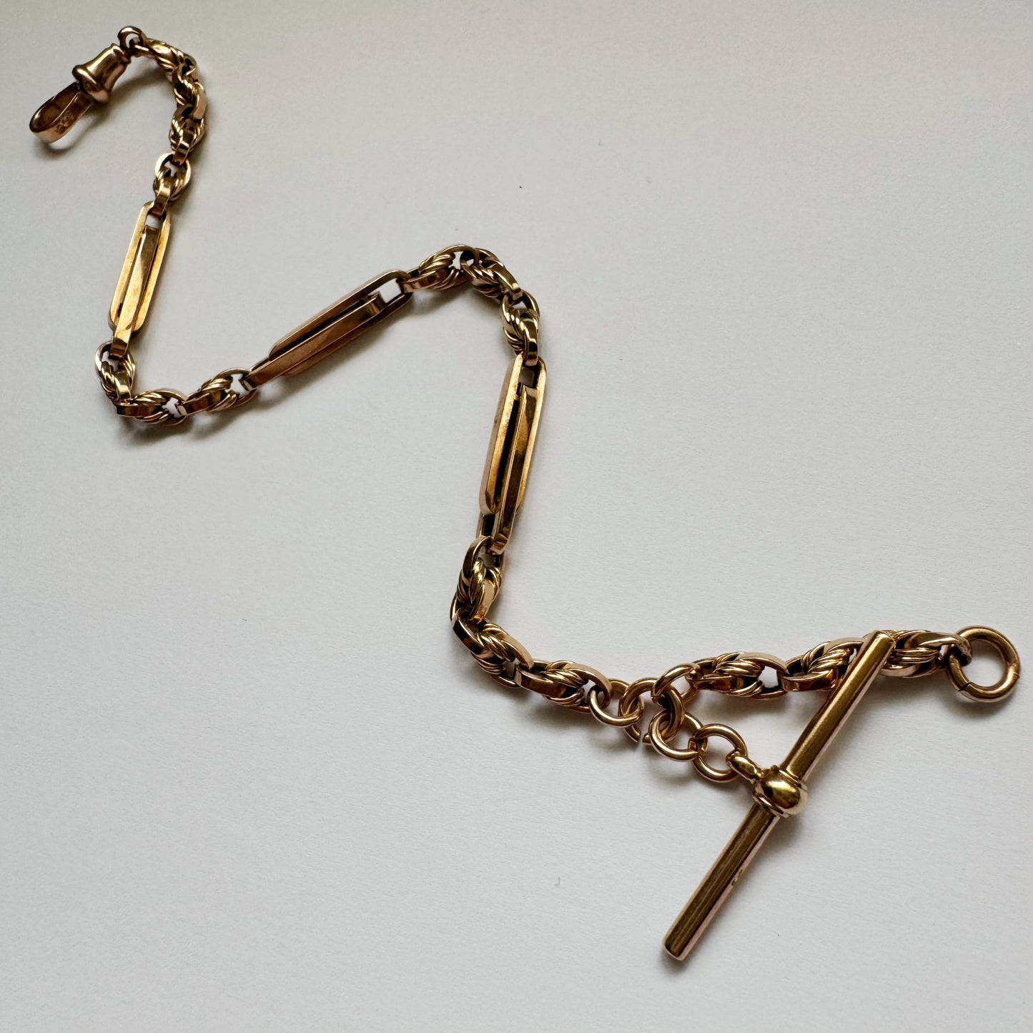 9ct Vintage loveknot & trombone bracelet