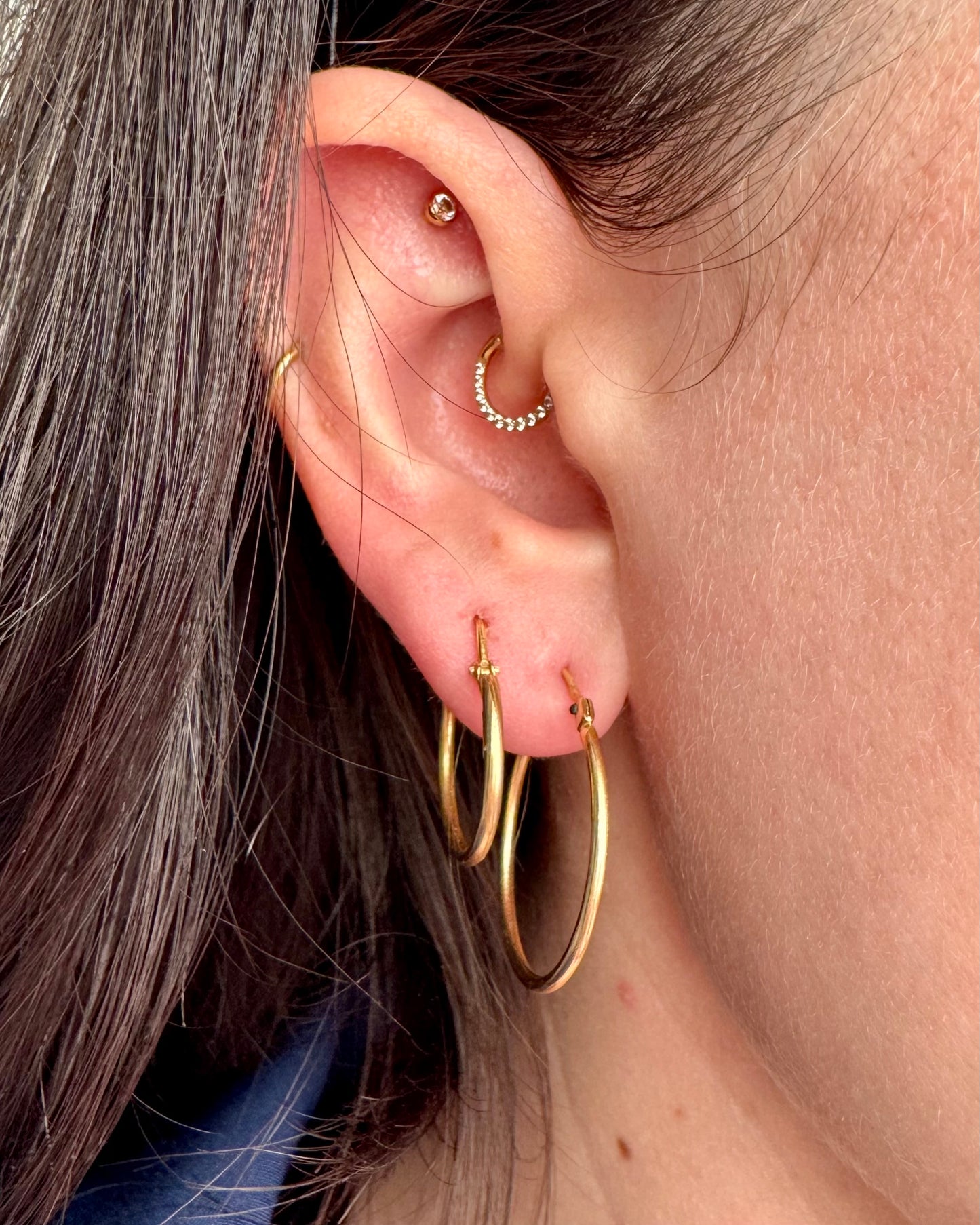 9ct UnoAerre sleeper hoops