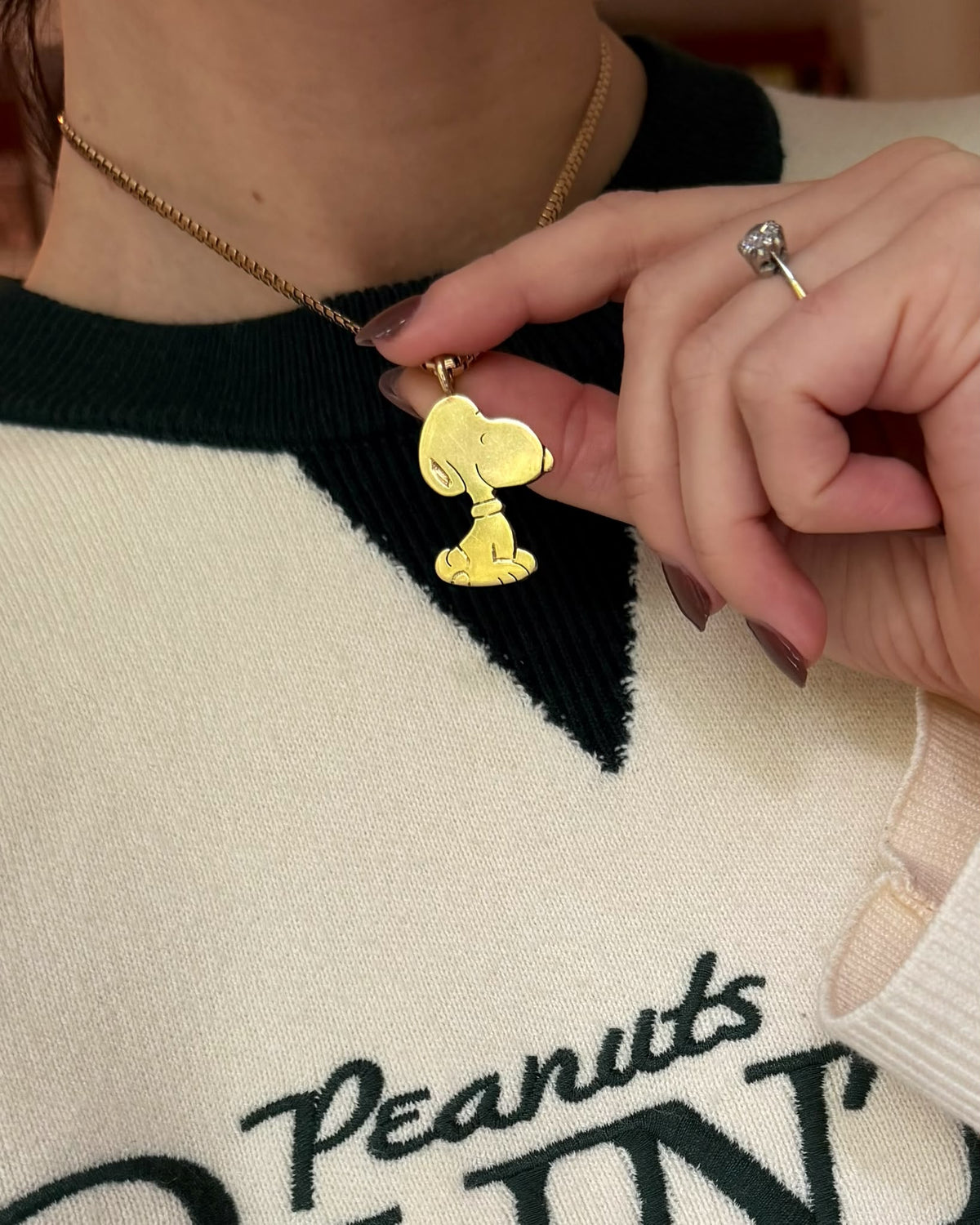 9ct Vintage Snoopy peanuts charm