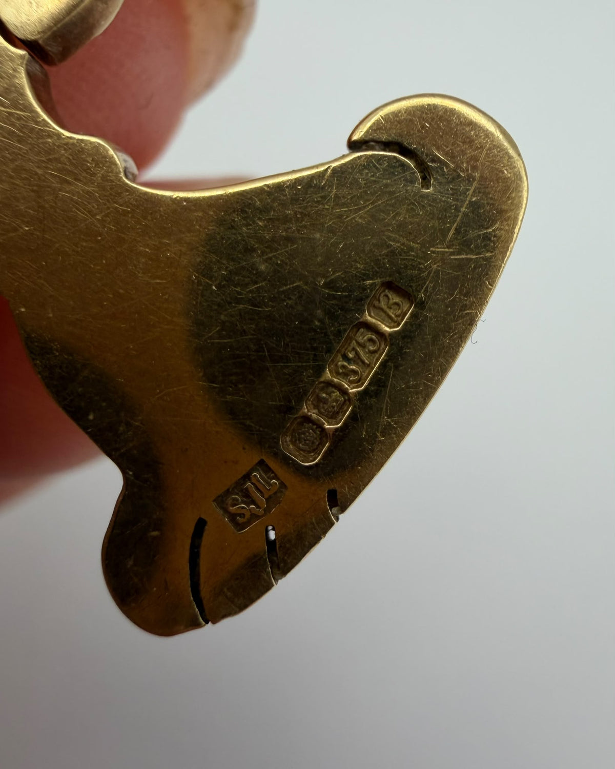 9ct Vintage Snoopy peanuts charm