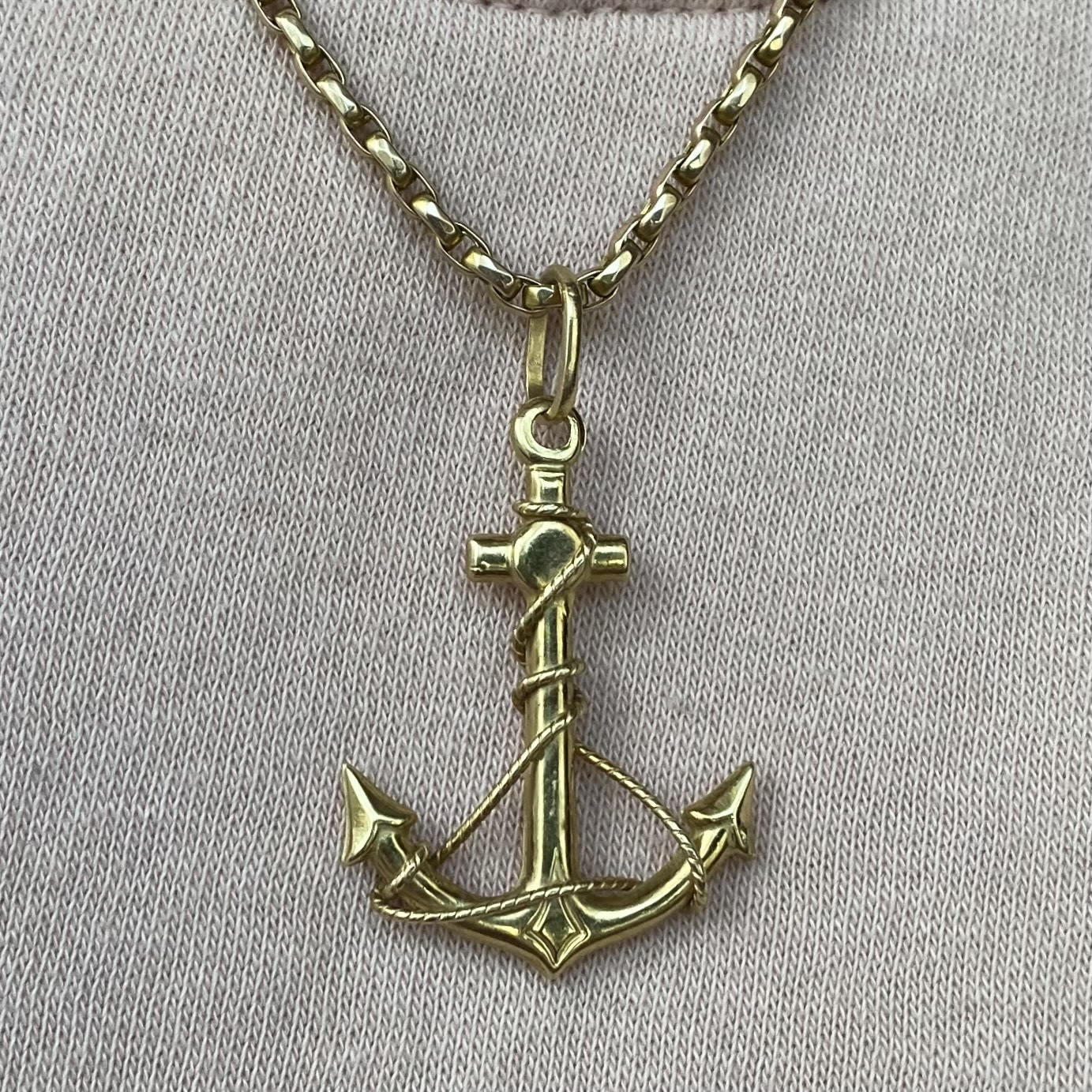 14ct Yellow gold large detailed double-sided anchor pendant