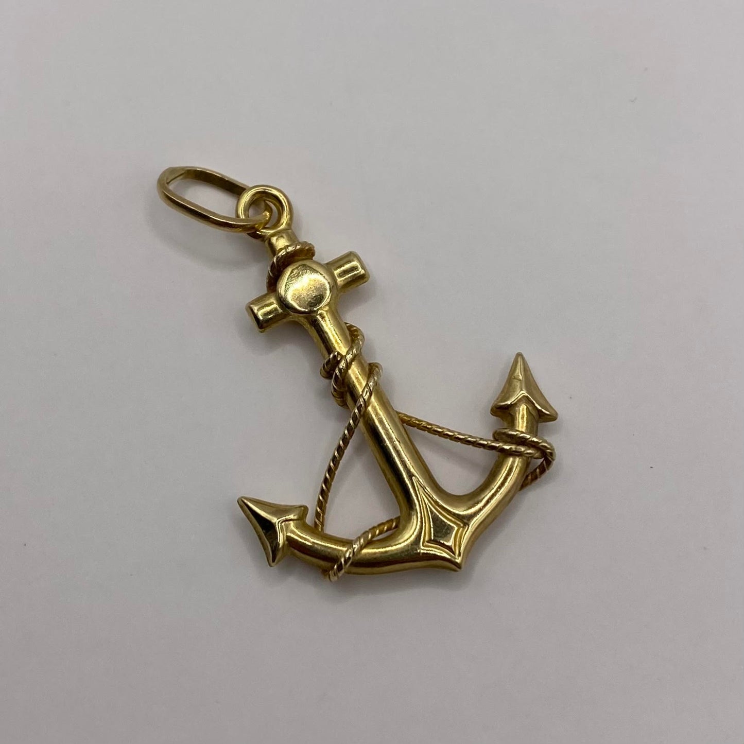 14ct Yellow gold large detailed double-sided anchor pendant