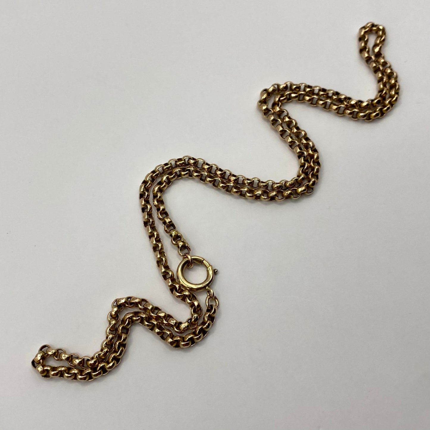 9ct Antique chunky belcher chain with large bolt clasp