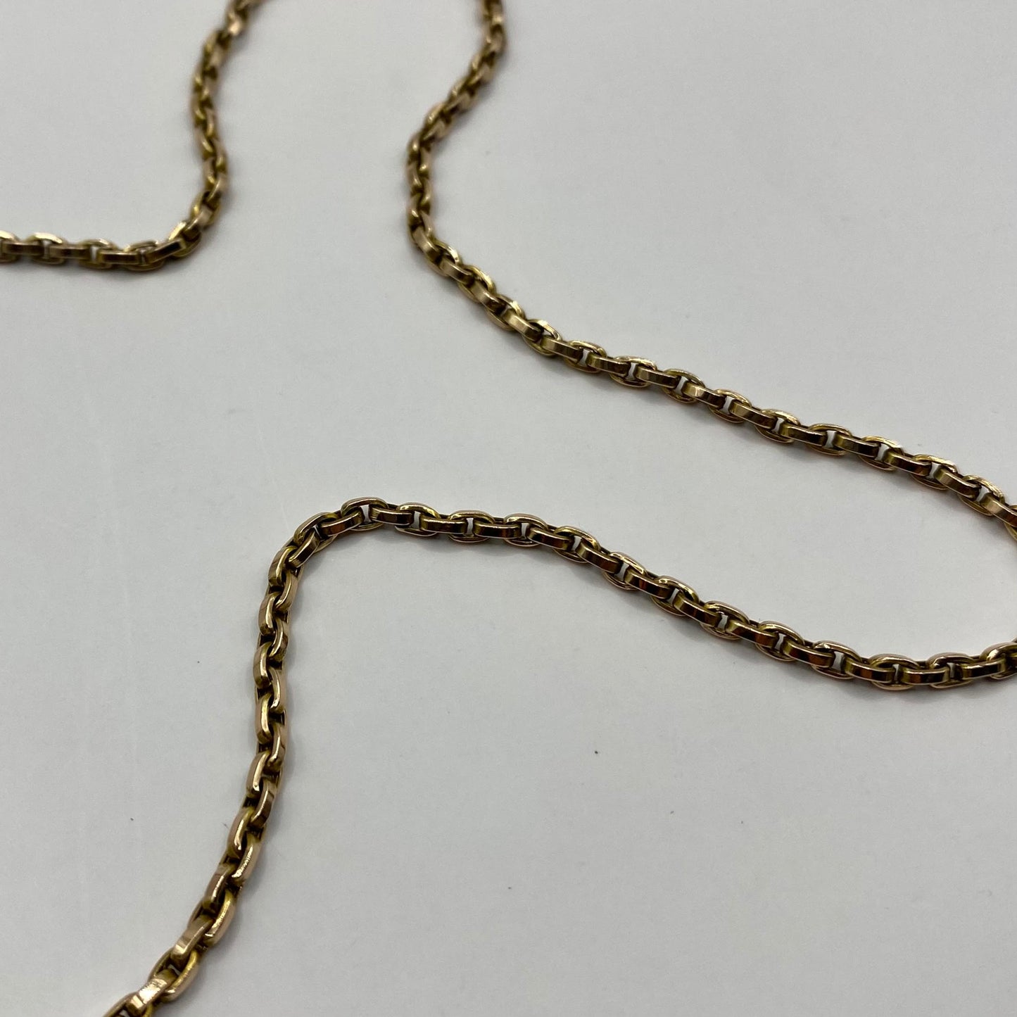 9ct antique chain with baby bolt clasp