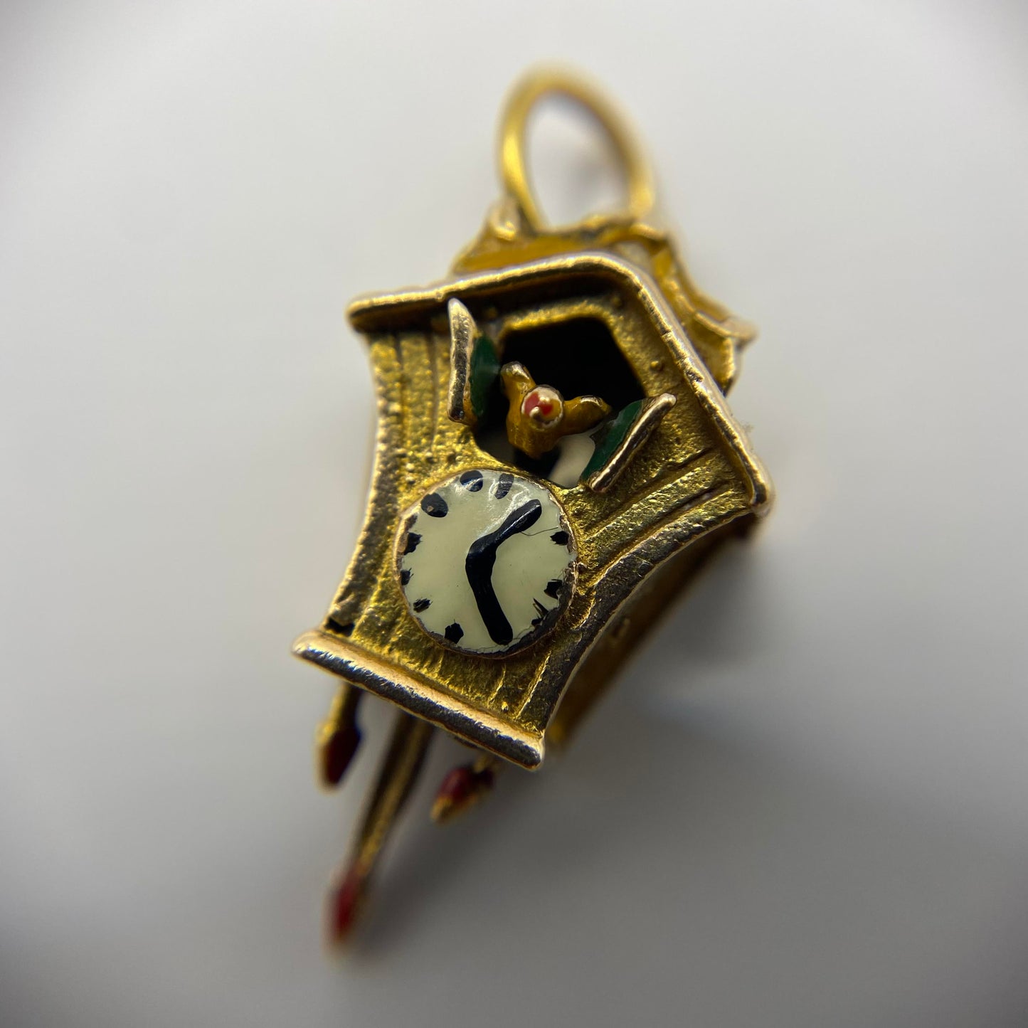 9ct Articulated cuckoo clock charm