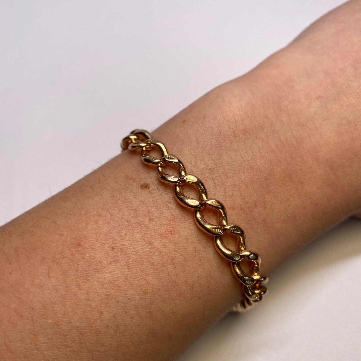 9ct Rose gold curb bracelet