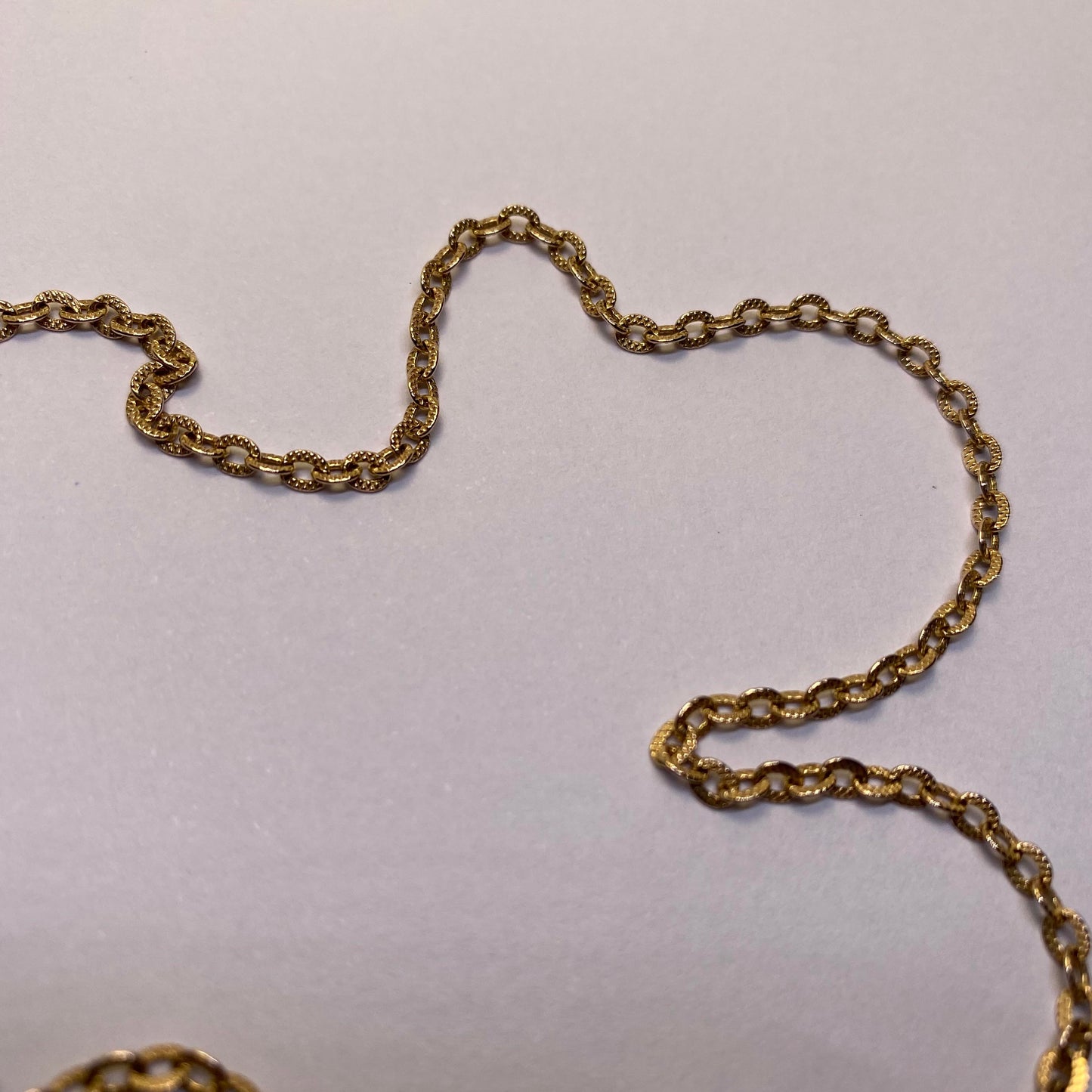 9ct Embossed biker chain