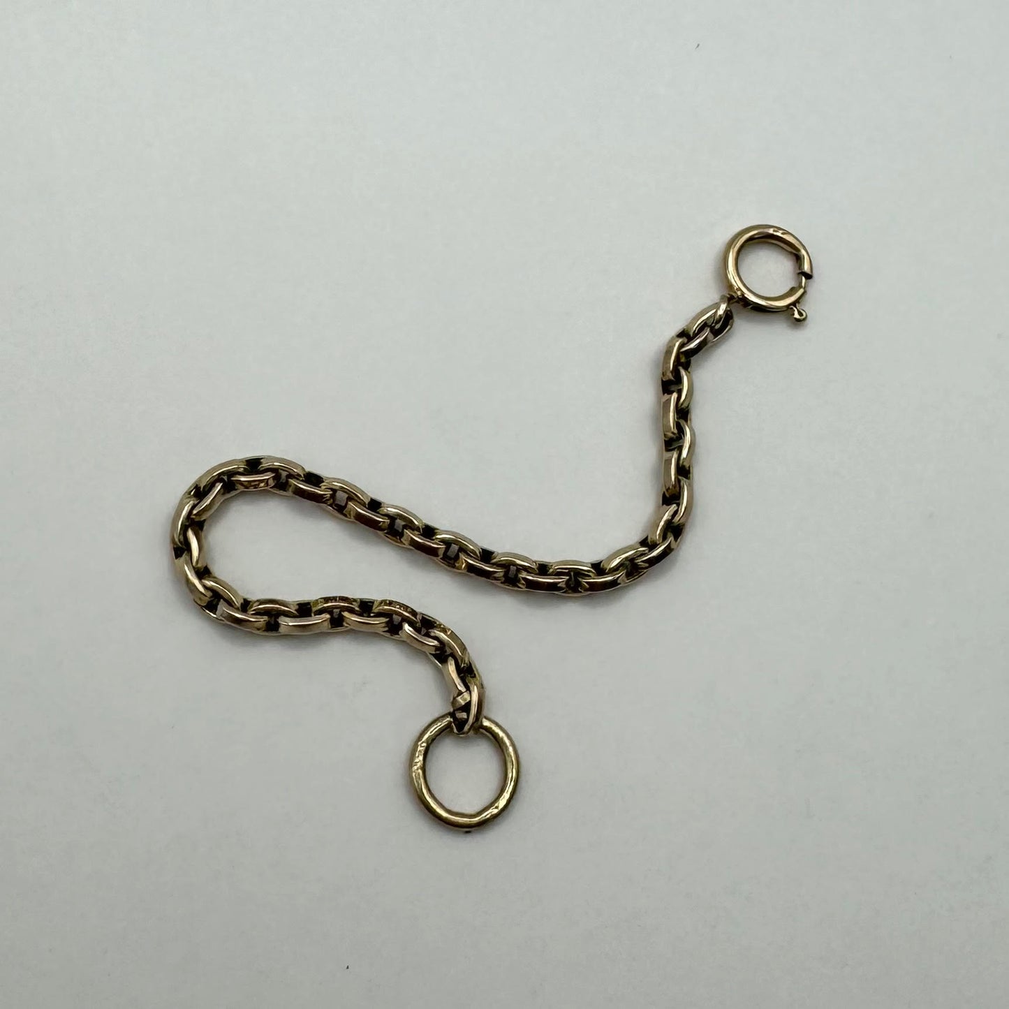 9ct Antique chain extender with one bolt clasp