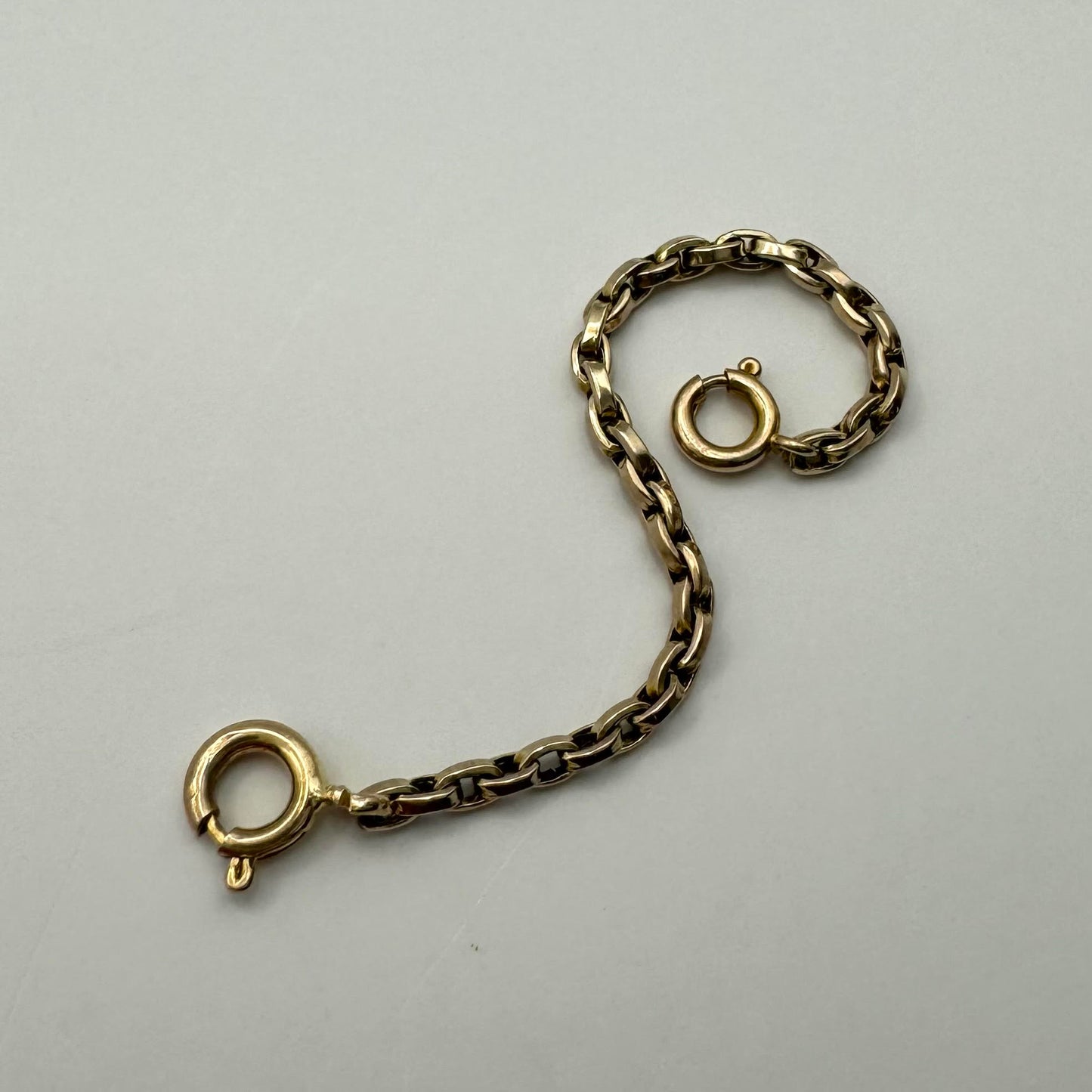 9ct Antique chain extender with two bolt clasps