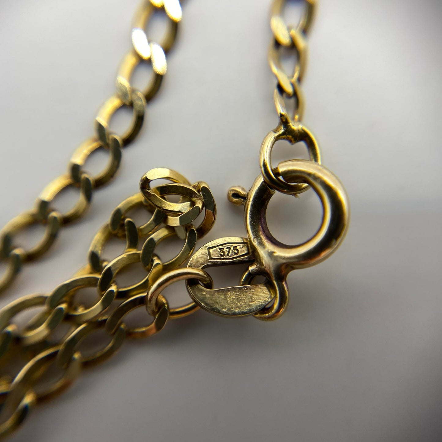 9ct dainty flat curb chain