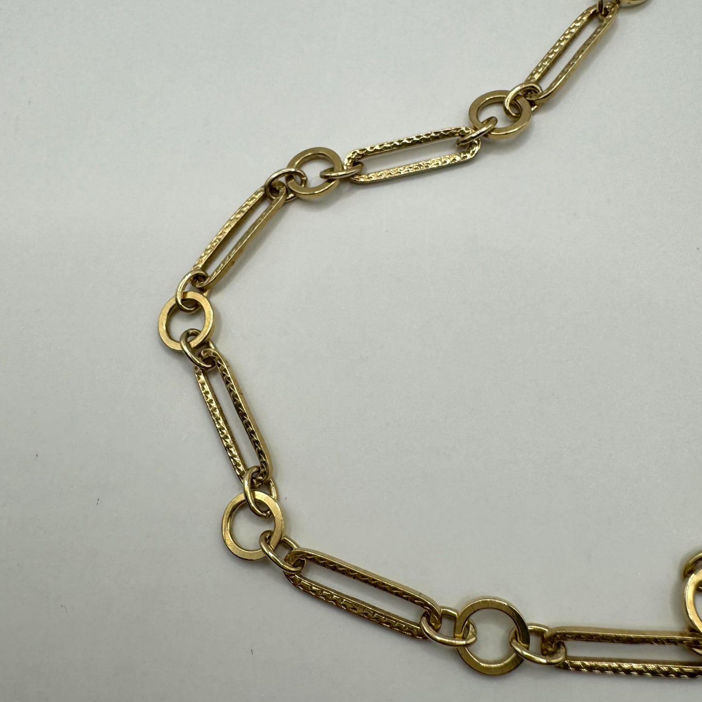 9ct Vintage fancy paperclip bracelet with large bolt ring