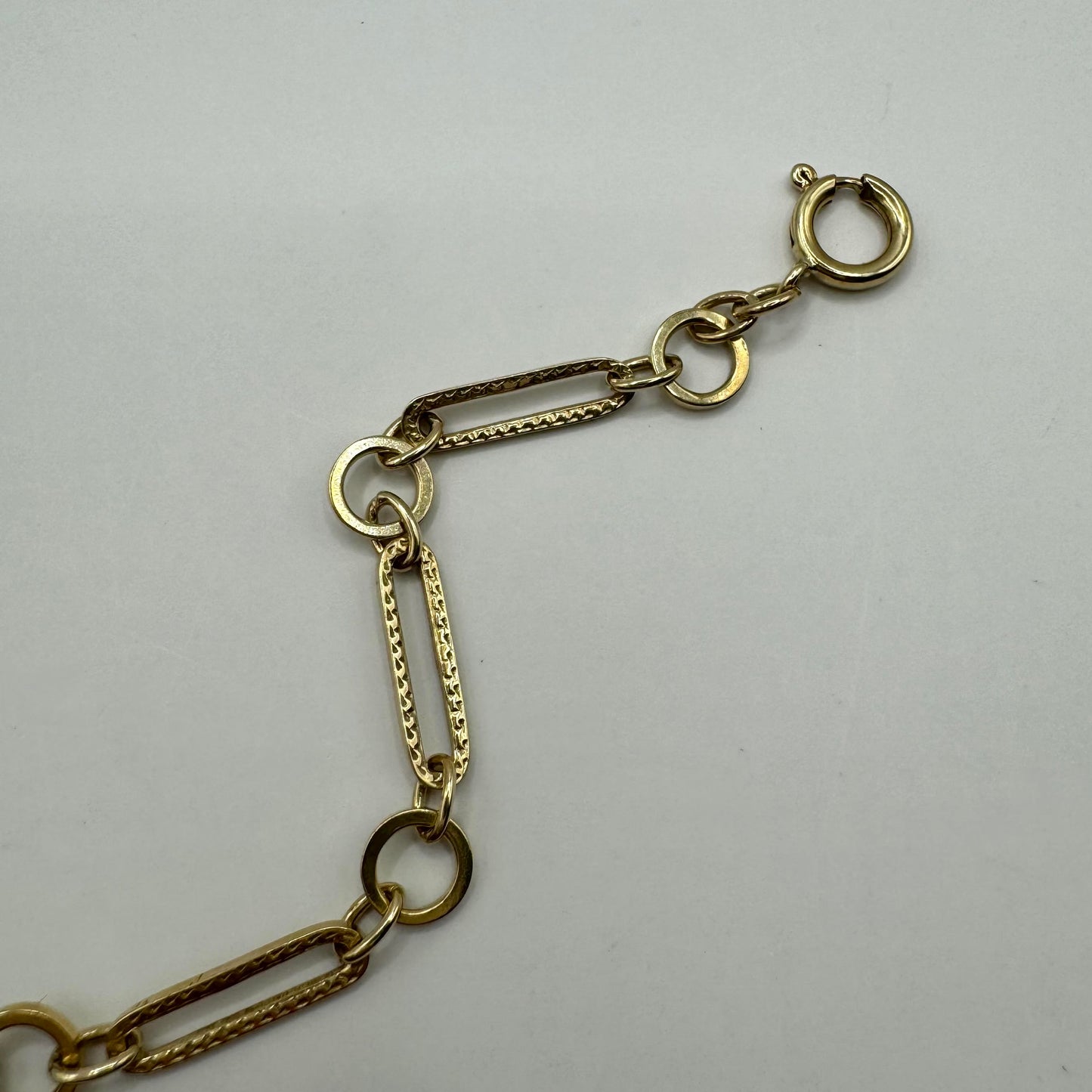 9ct Vintage fancy paperclip bracelet with large bolt ring