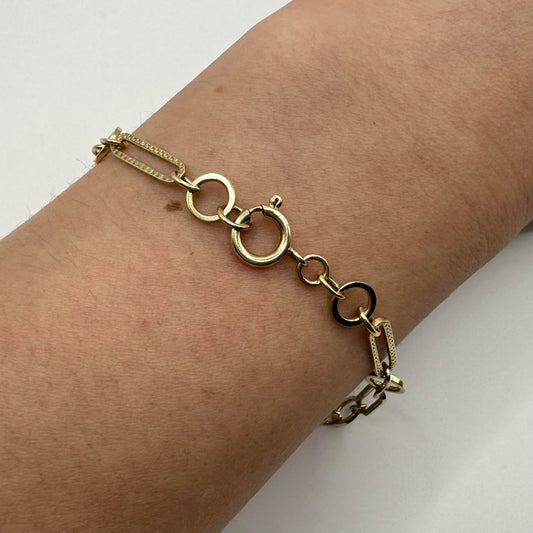 9ct Vintage fancy paperclip bracelet with large bolt ring