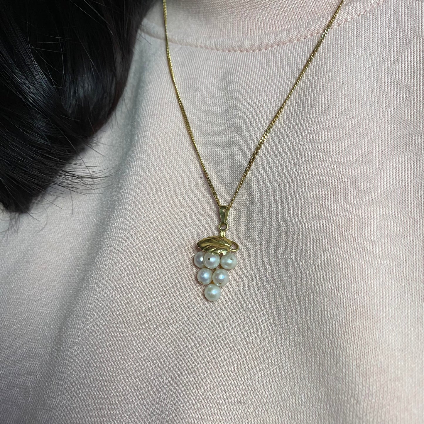 Dainty pearl grapes with 18ct gold leaf pendant & chain