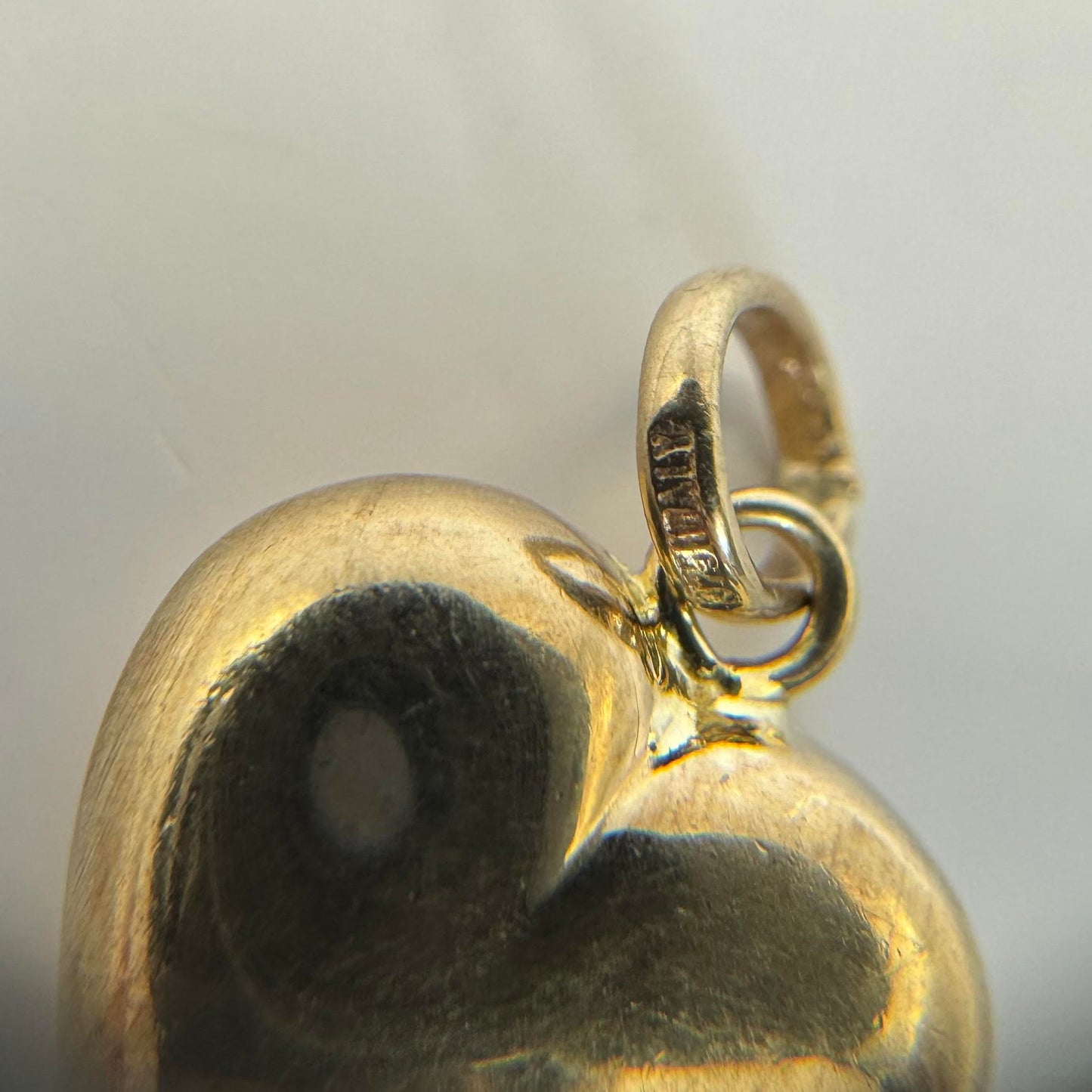 9ct Classic puffy heart charm