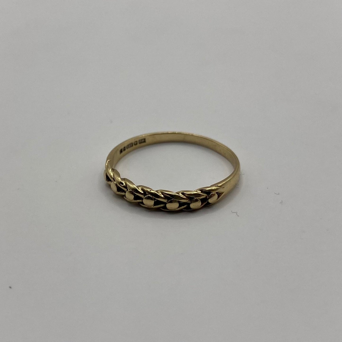 9ct Slim keeper ring