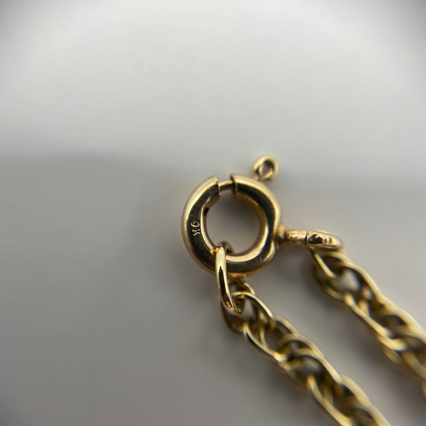 9ct Knitted dainty chain