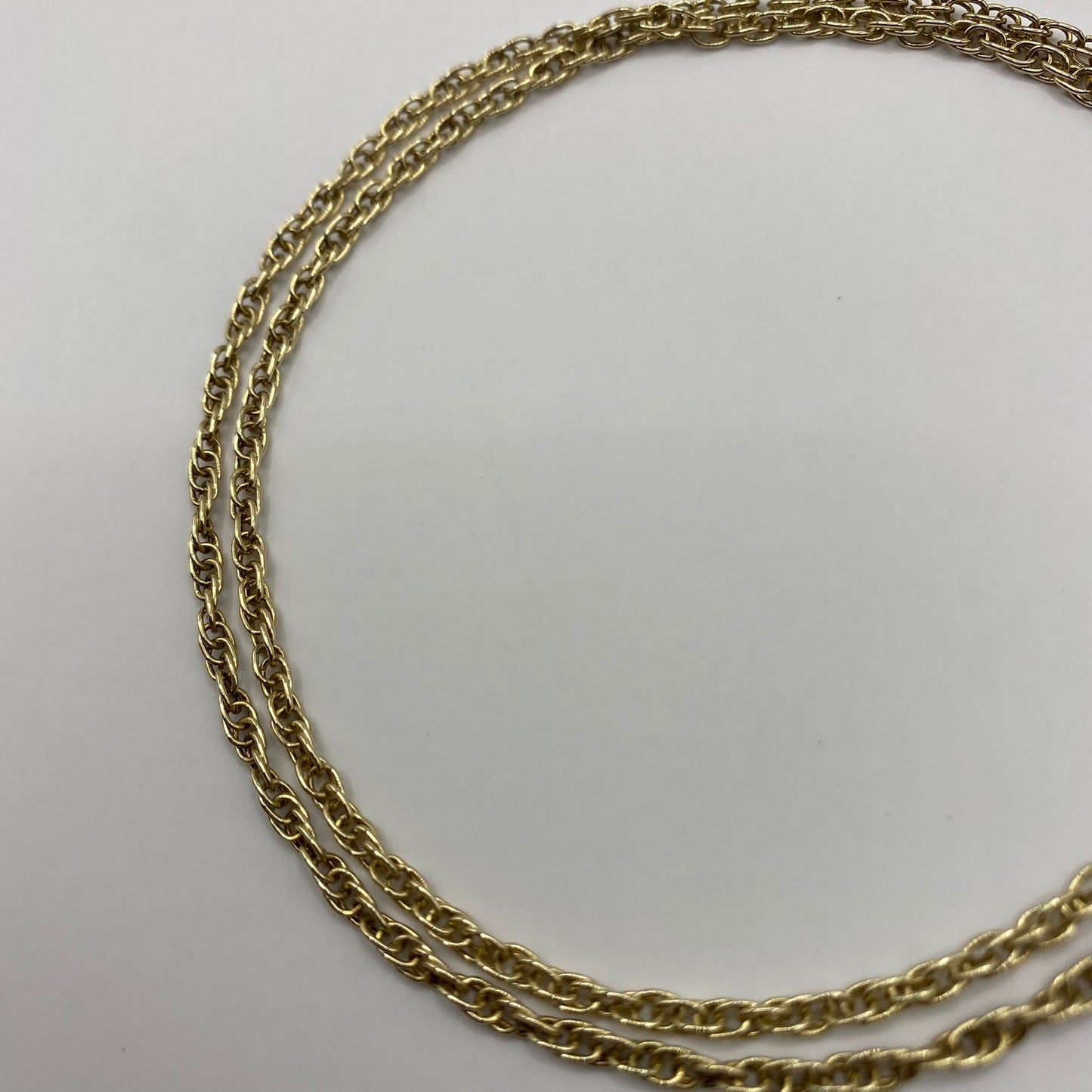 9ct Knitted dainty chain