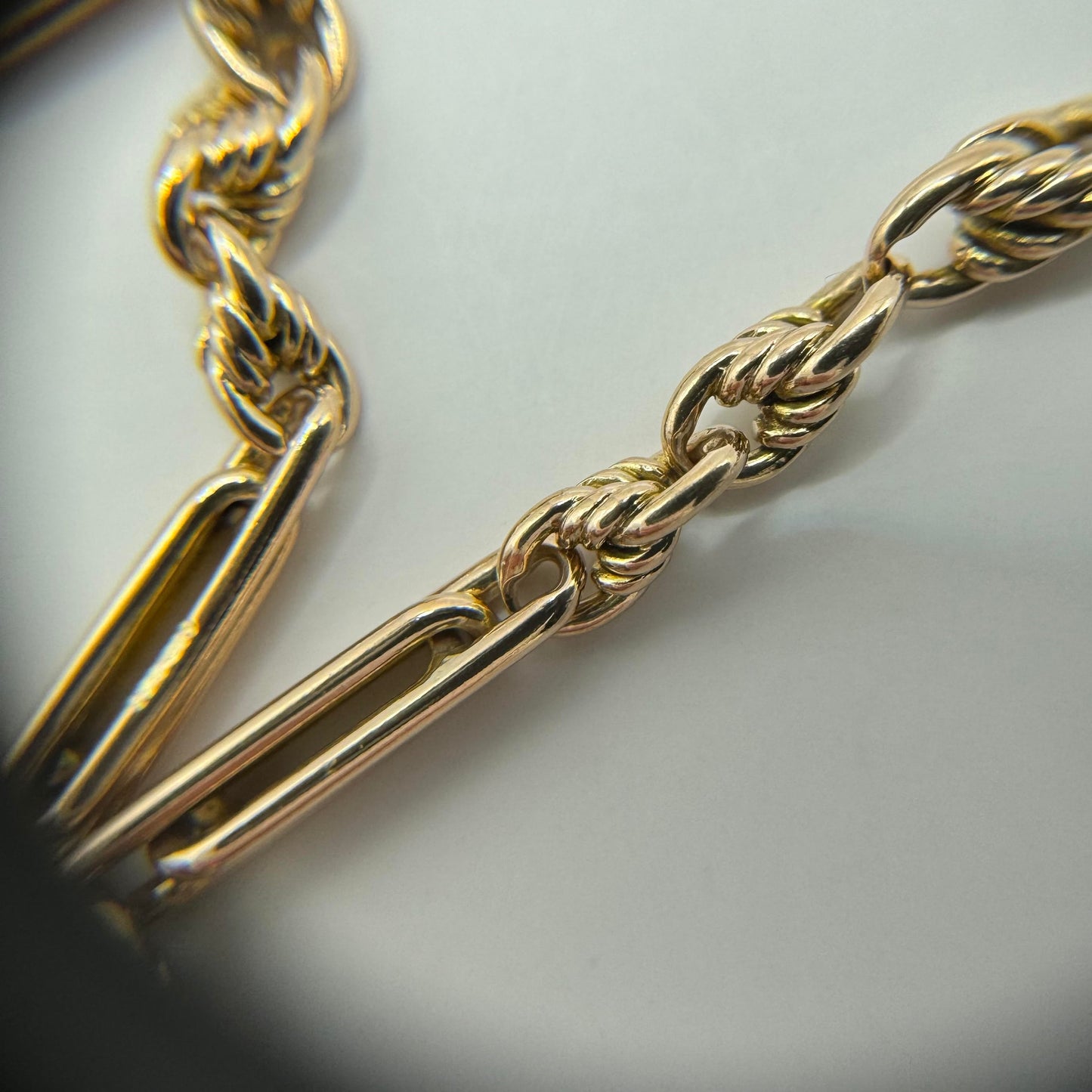 9ct beautiful solid fetter & love knot link bracelet