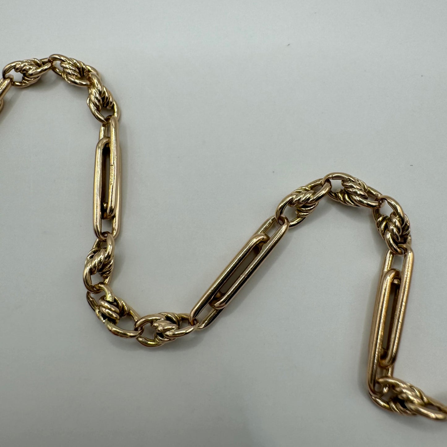 9ct beautiful solid fetter & love knot link bracelet