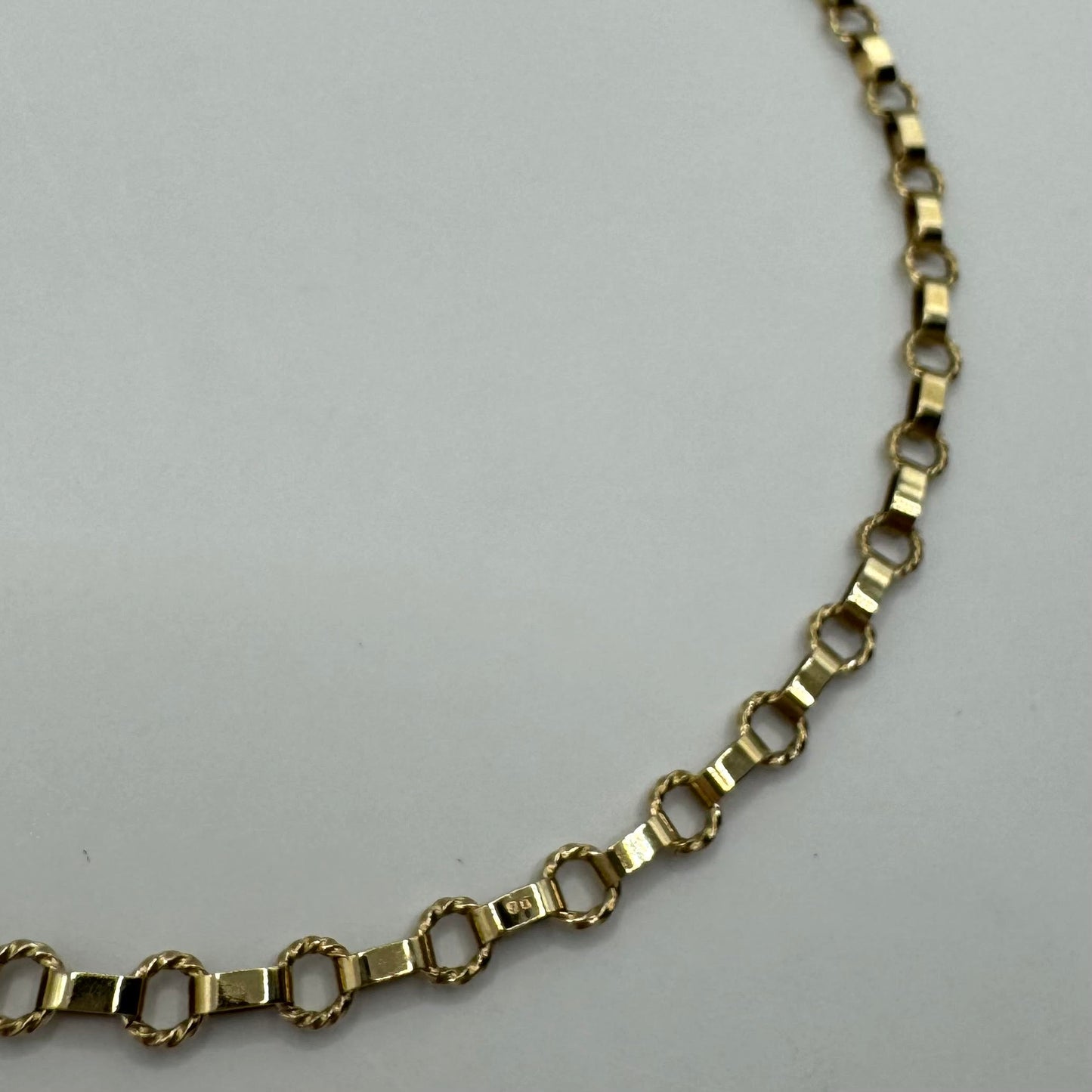 9ct Italian oval fancy link belcher chain