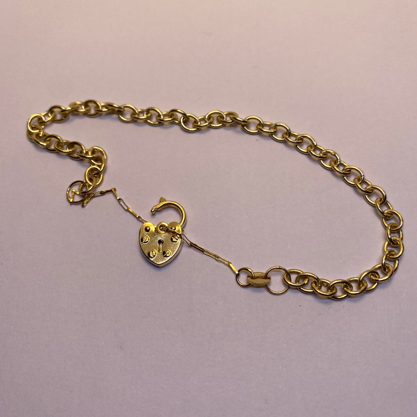 9ct wide belcher with padlock bracelet