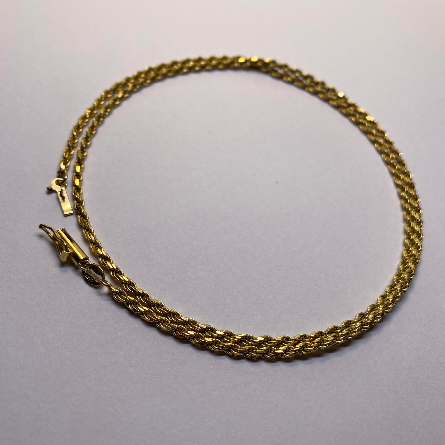 9ct rope chain with barrel clasp