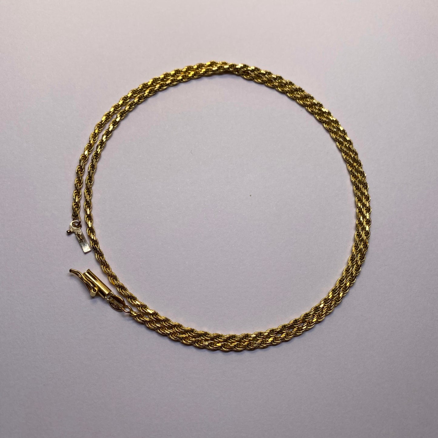 9ct rope chain with barrel clasp