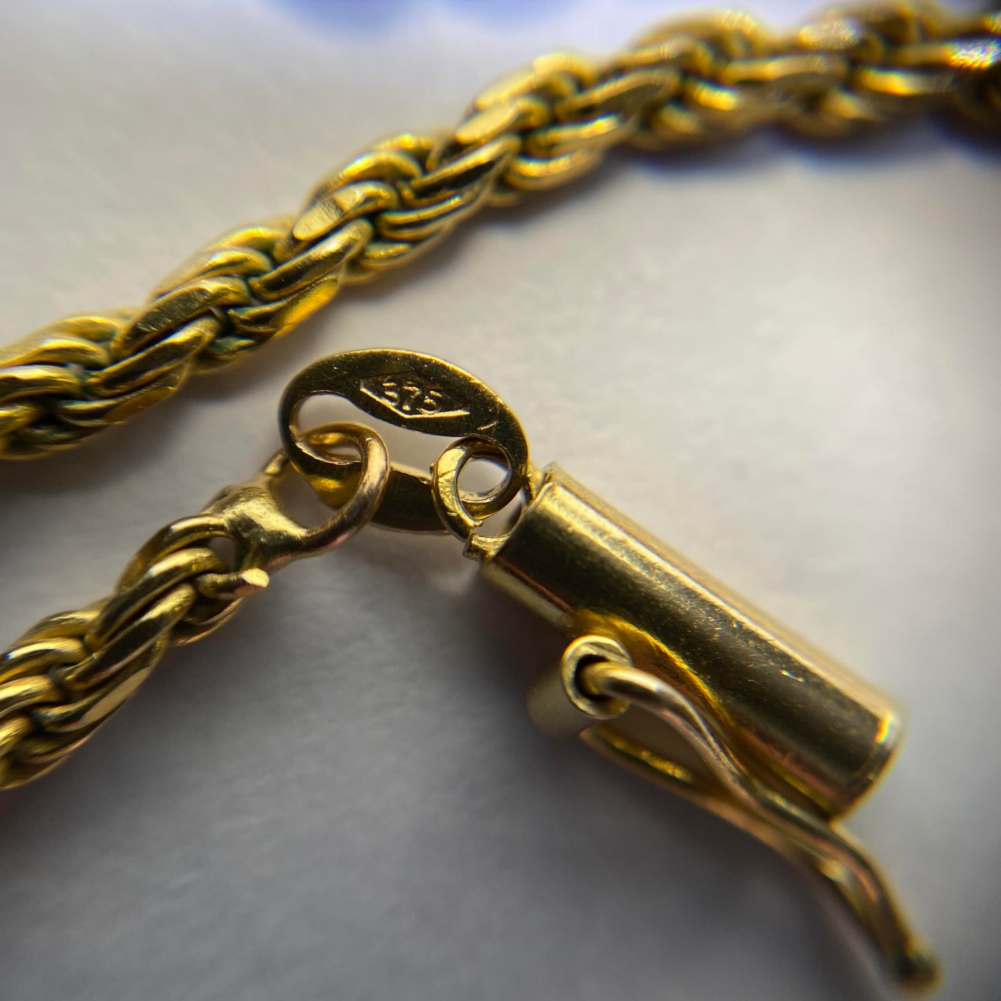 9ct rope chain with barrel clasp