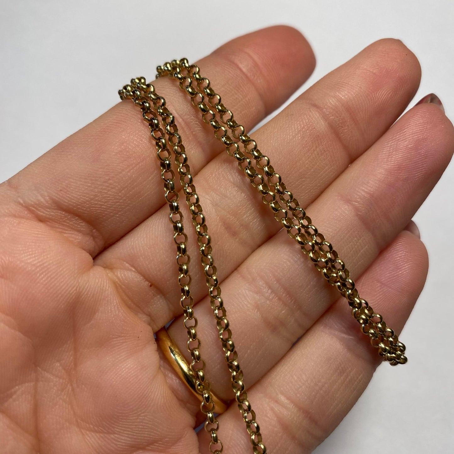 9ct Slim belcher chain